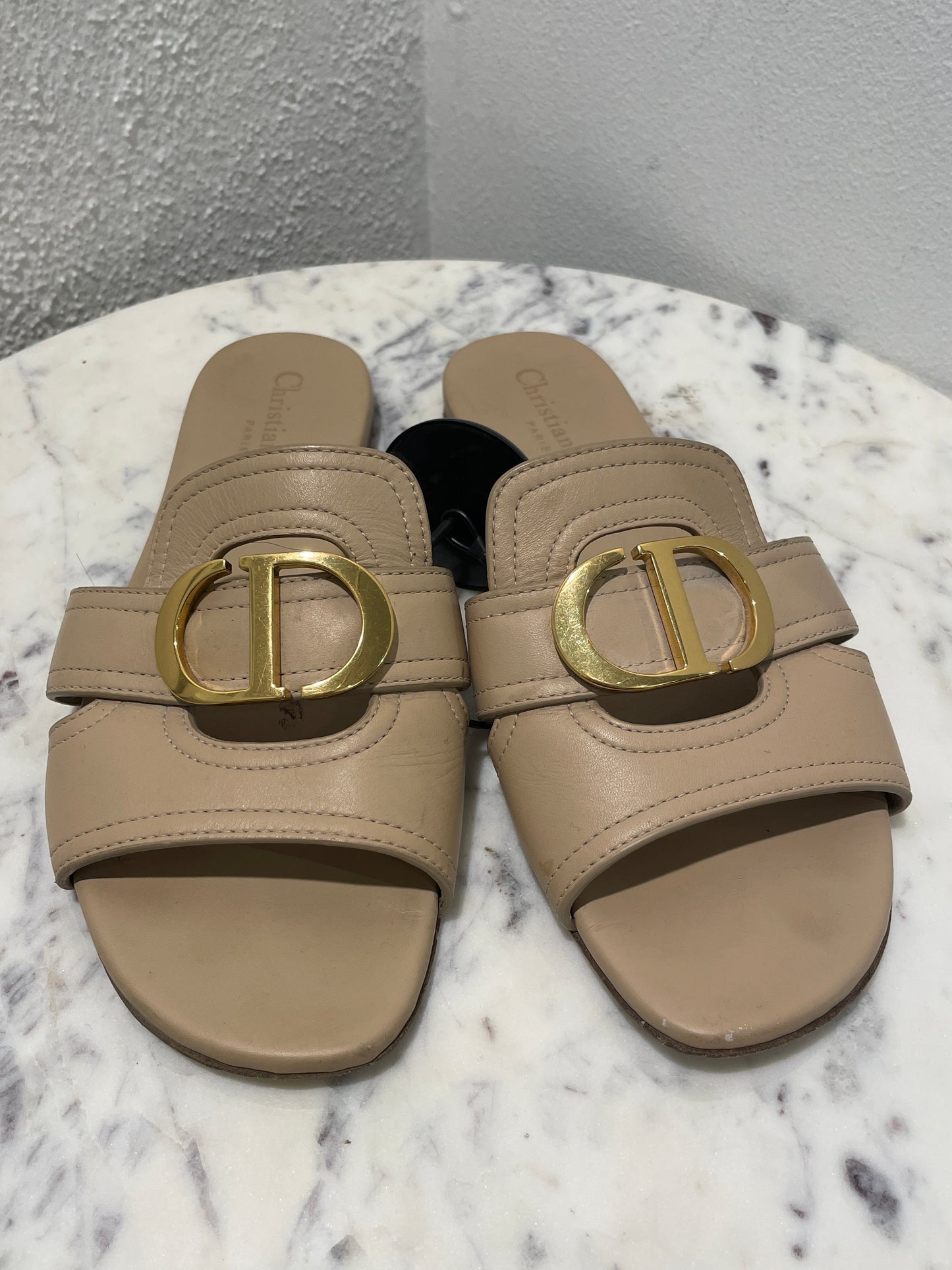 Christian Dior 30 Montaigne Leather Slides – Size 36 / Nude