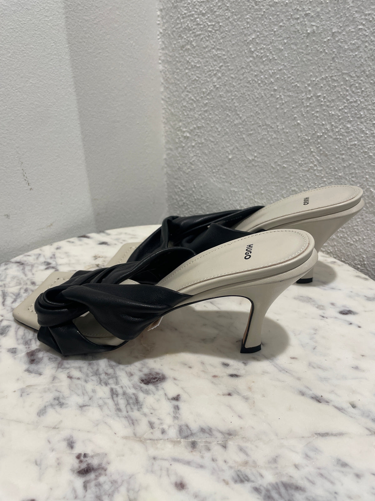 Hugo Boss - HUGO W Tonic Twisted Mules - 37