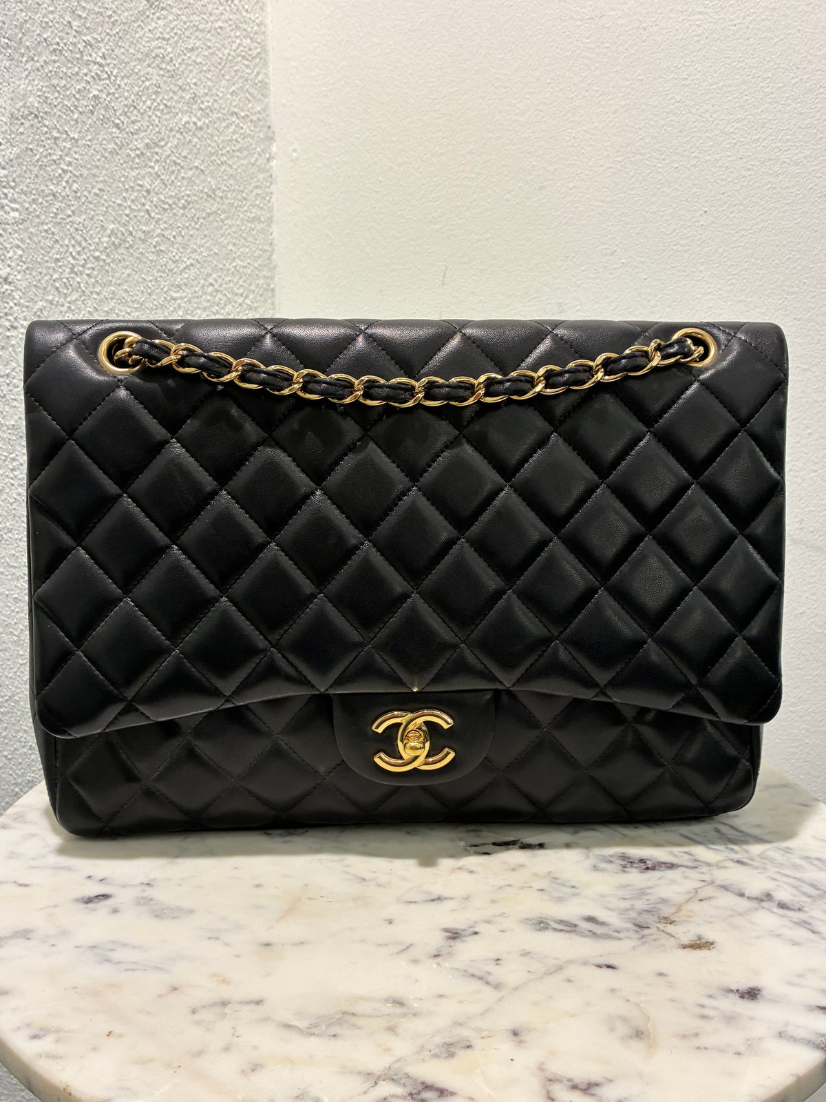 Chanel Jumbo Classic Single Flap – Black Lambskin & Gold Hardware