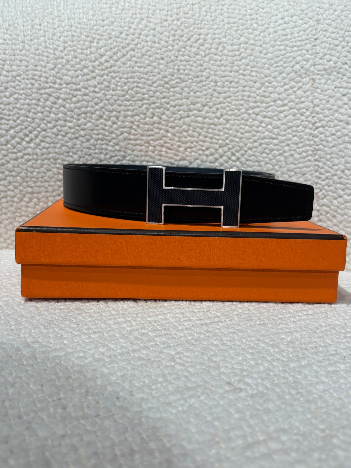 Hermès Belt – Reversible Leather & H Buckle in Navy & Black - Size 90