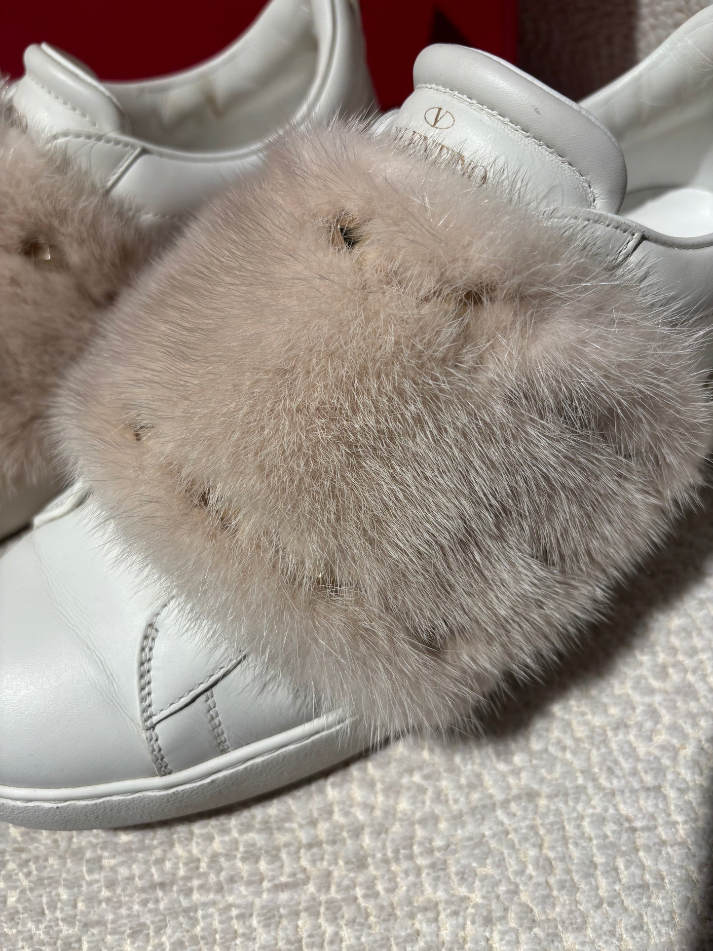 Valentino Rockstud sneakers- with mink - size