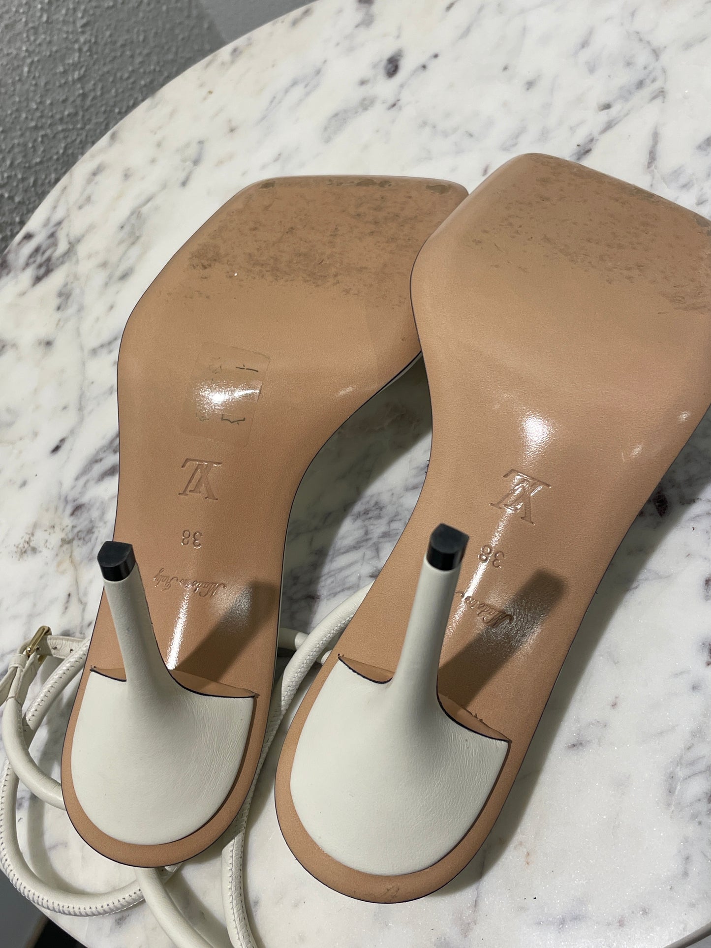 Louis Vuitton - White Strappy Leather Heeled Sandals – Pristine, Like New Condition  - 38