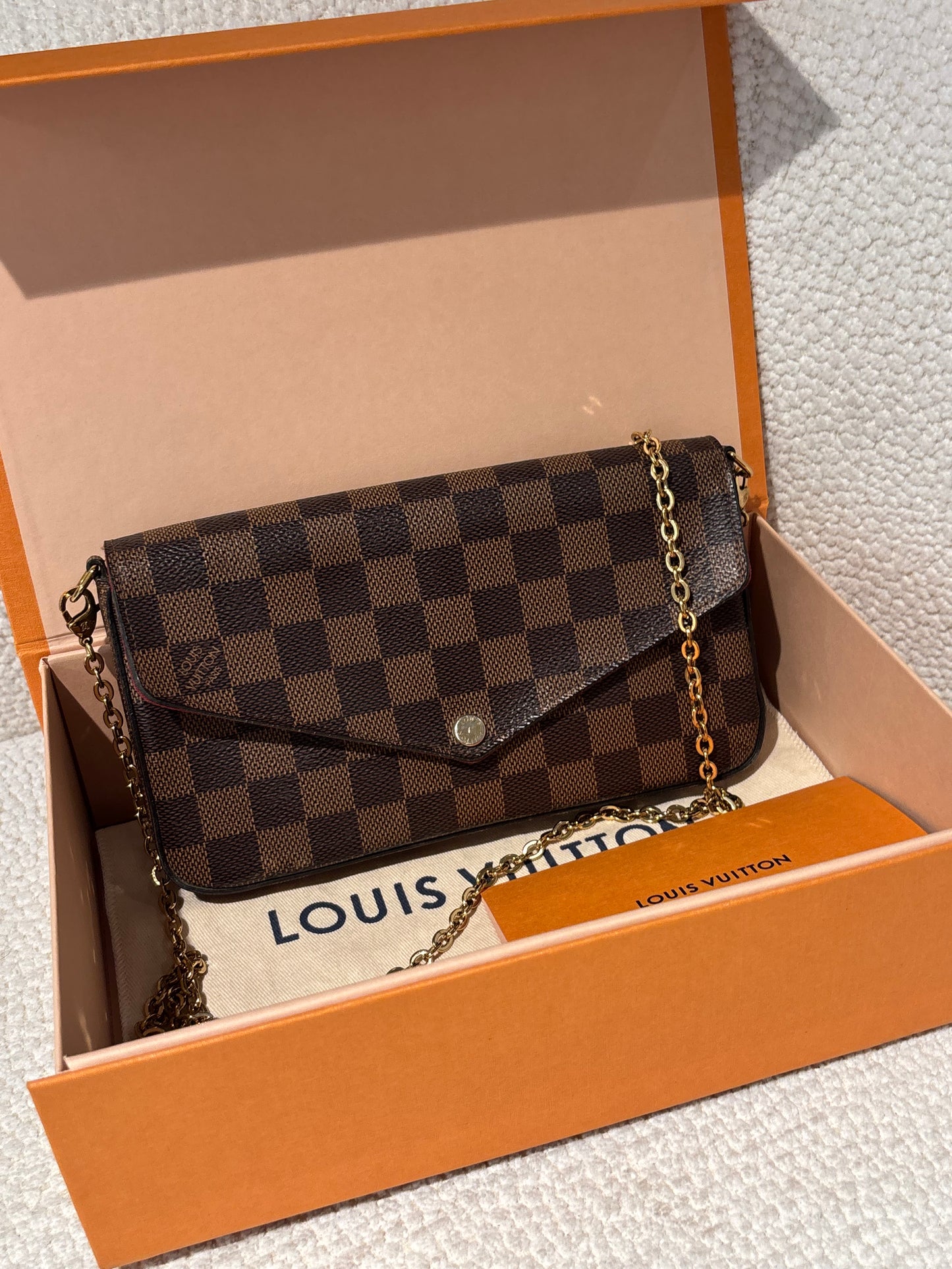 Louis Vuitton Pochette Félicie – Damier Canvas with Gold Chain