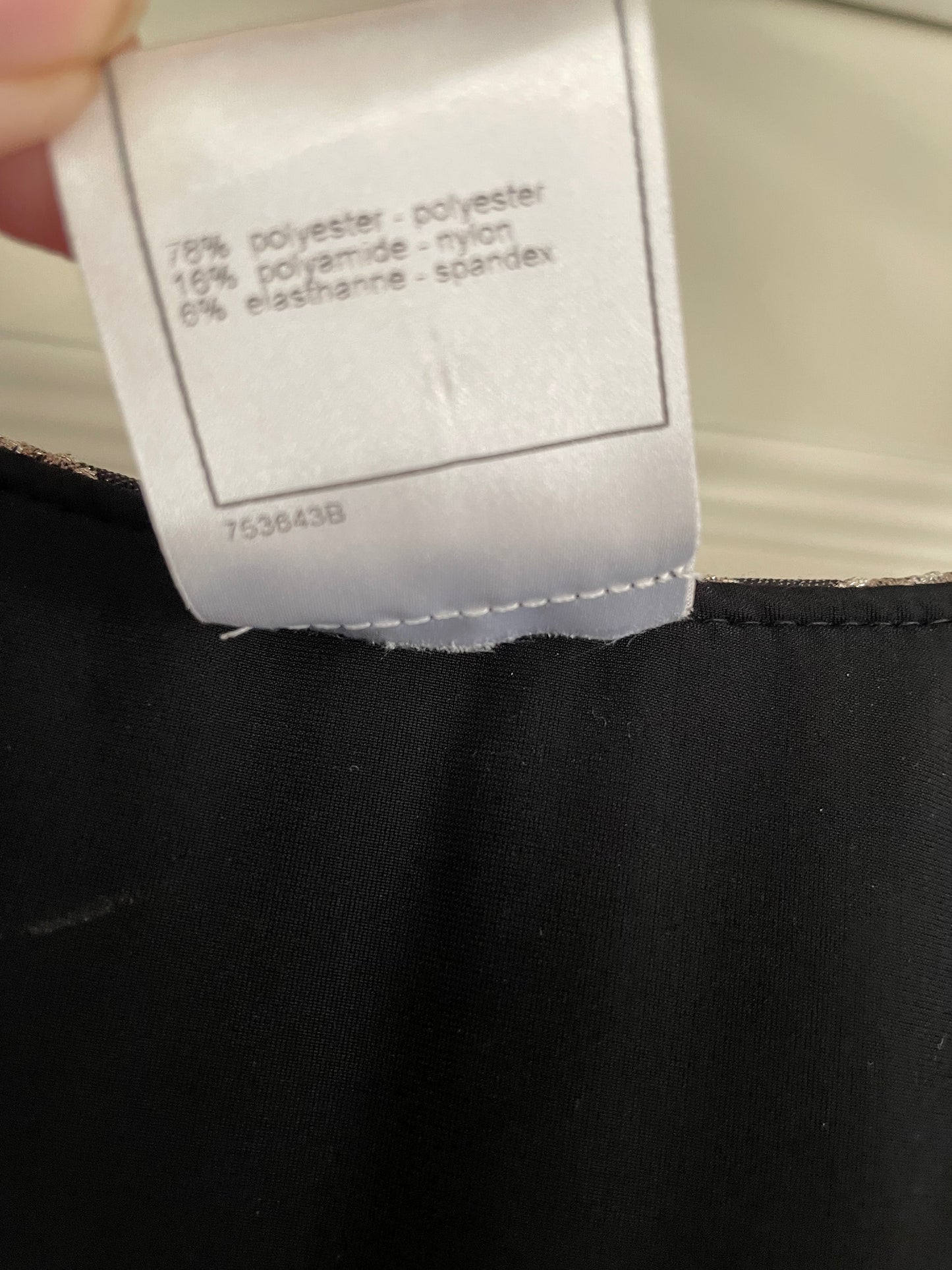 Chanel Eksklusiv Top - Håndbroderet - Sort & sølv