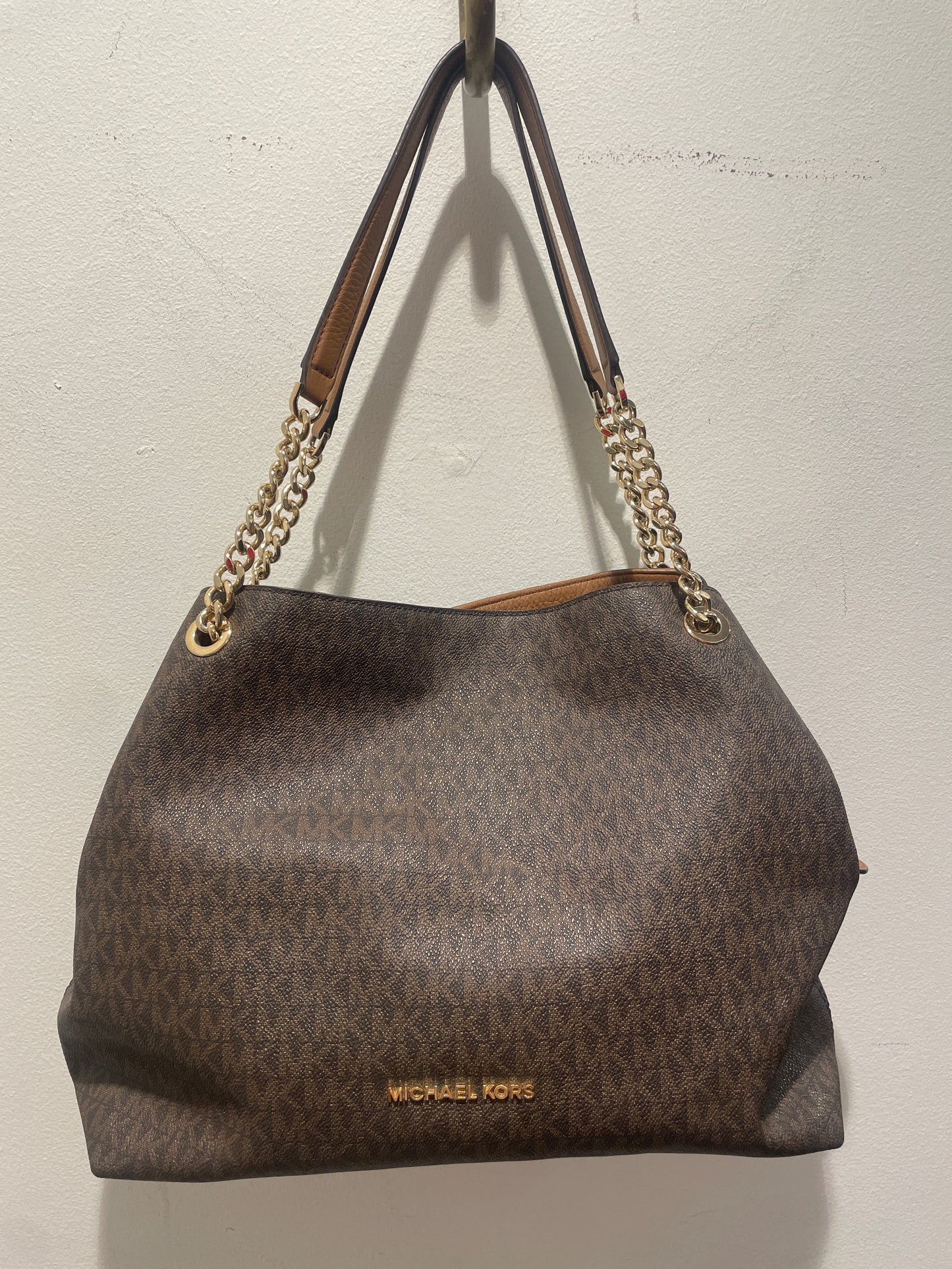 Michael Kors Raven Shoulder Bag – Brown handbag in Signature canvas