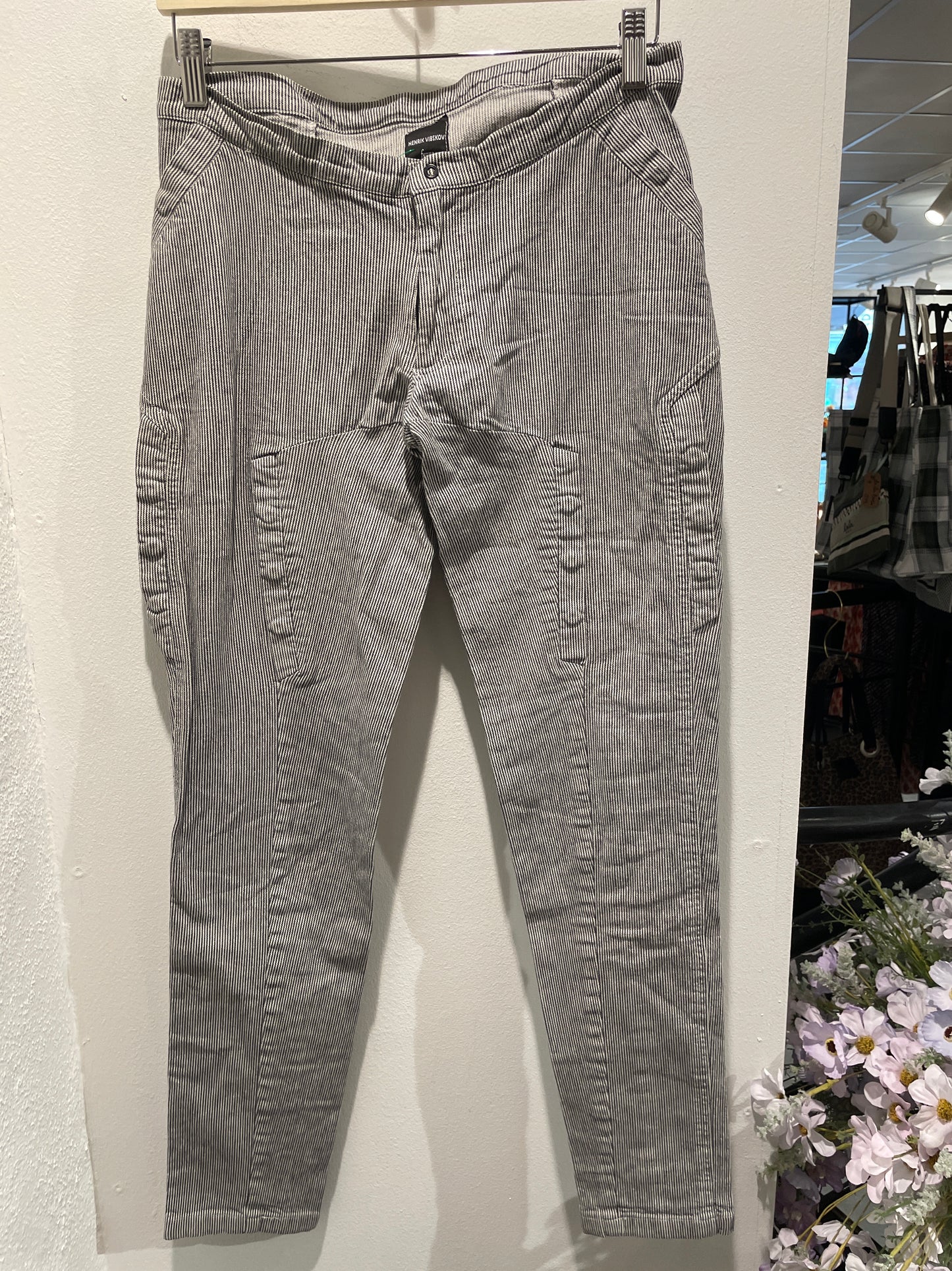 Henrik Vibskov - pants - XS