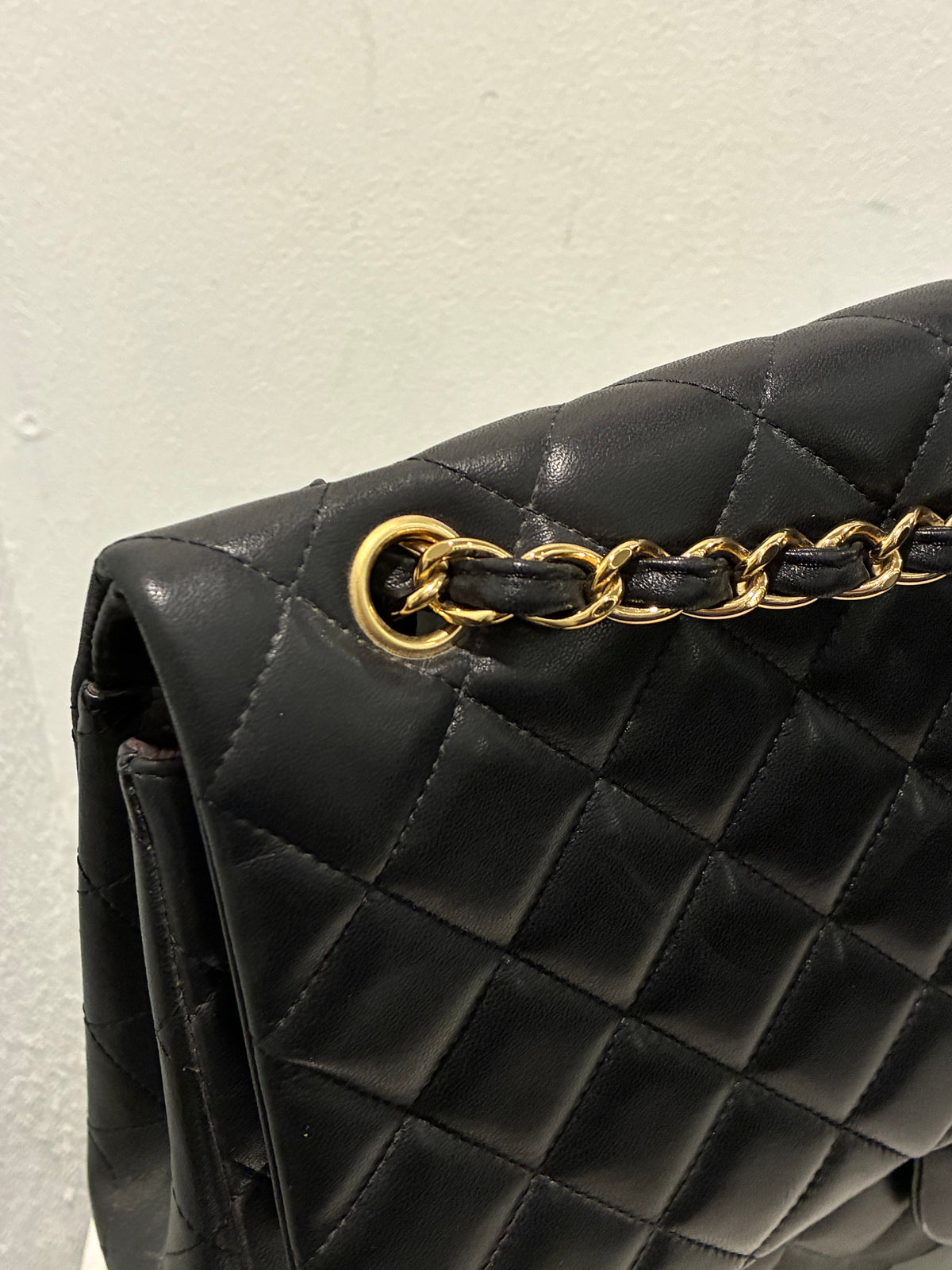 Chanel Jumbo Classic Single Flap – Black Lambskin & Gold Hardware