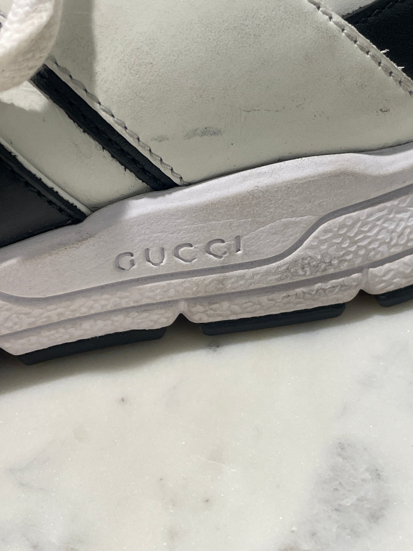 Gucci Black & White Interlocking G Leather Sneakers - 36