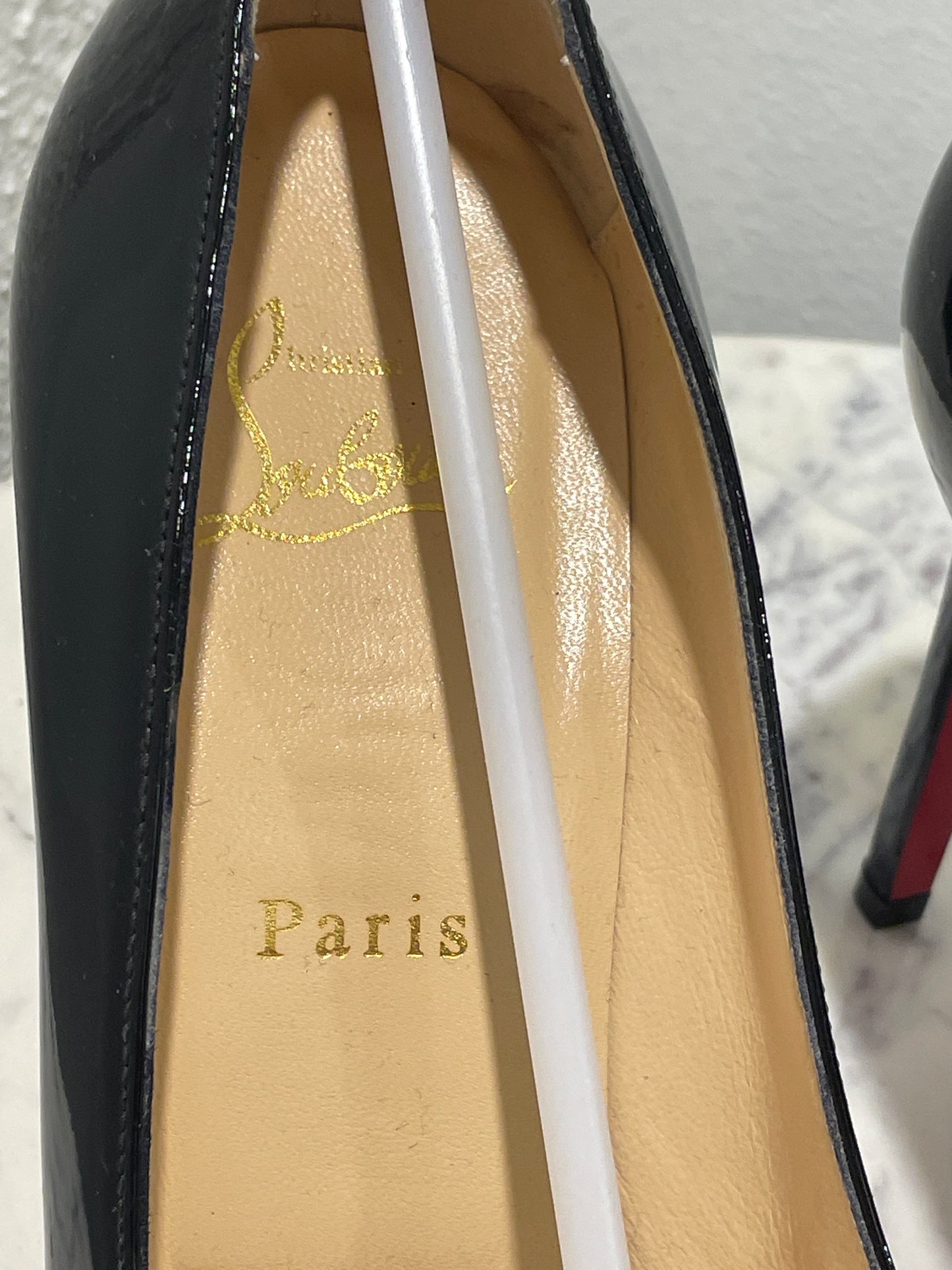 Christian Louboutin New Simple Pumps in Patent Leather - 38