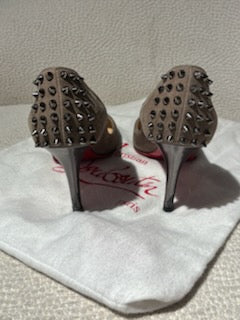 Christian Louboutin Heels – Suede w. studs & Red Soles - EU 40,5