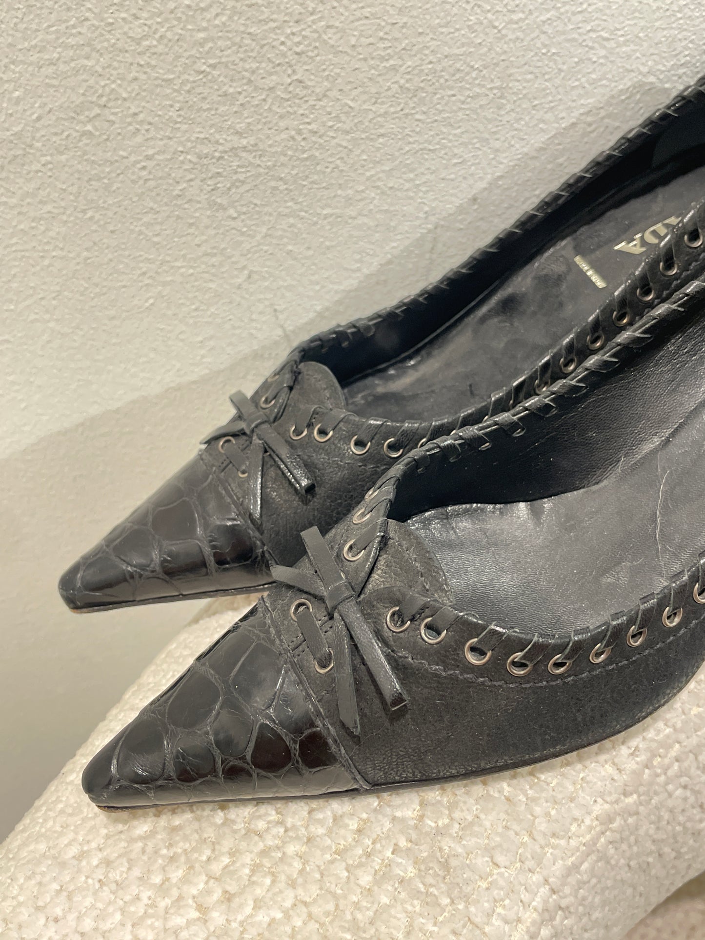 Prada Heels – Black Leather w. croco toe - 37,5