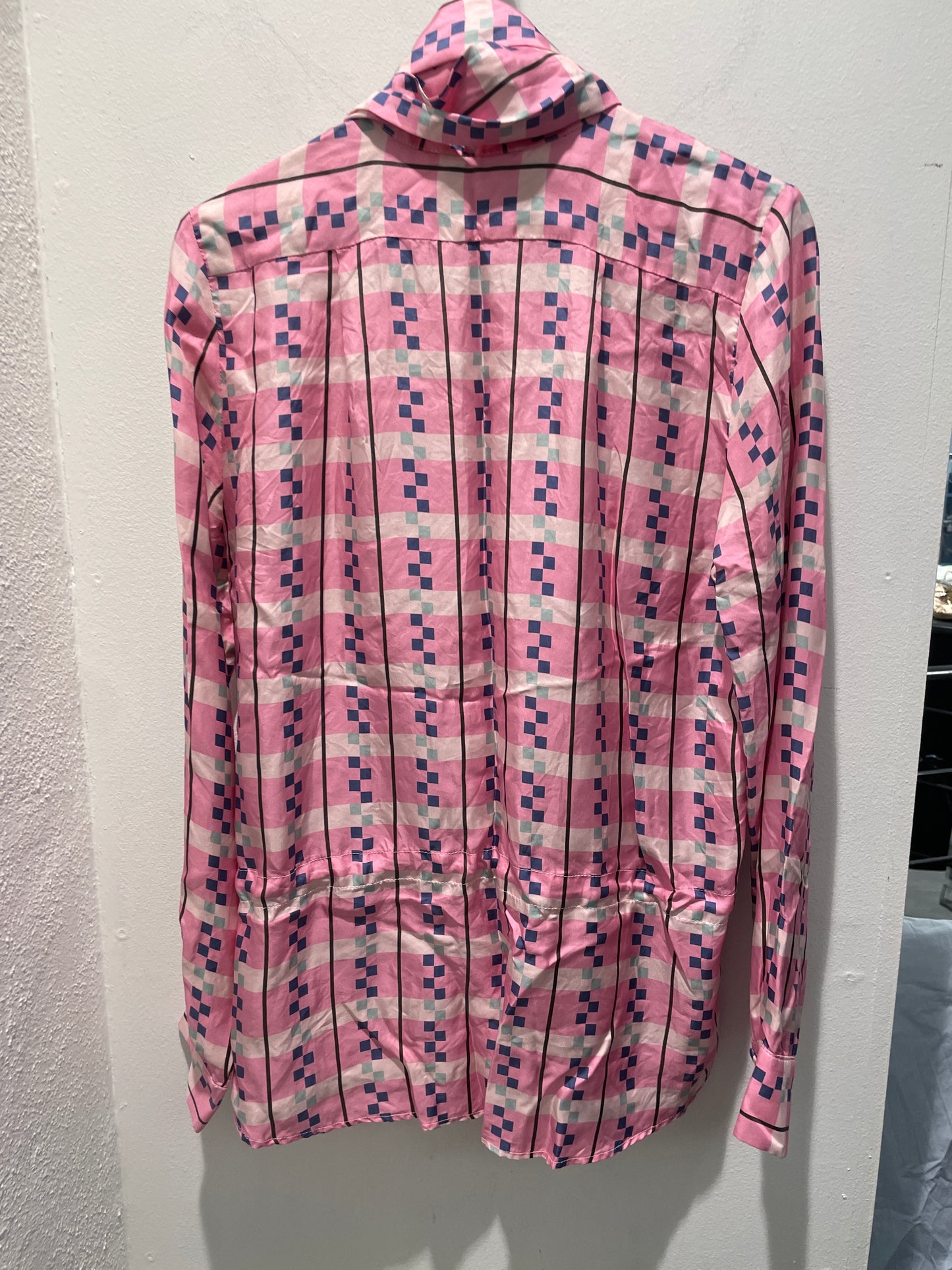 Saks Potts blouse – Pink patterned silk shirt with tie-neck in size EU38