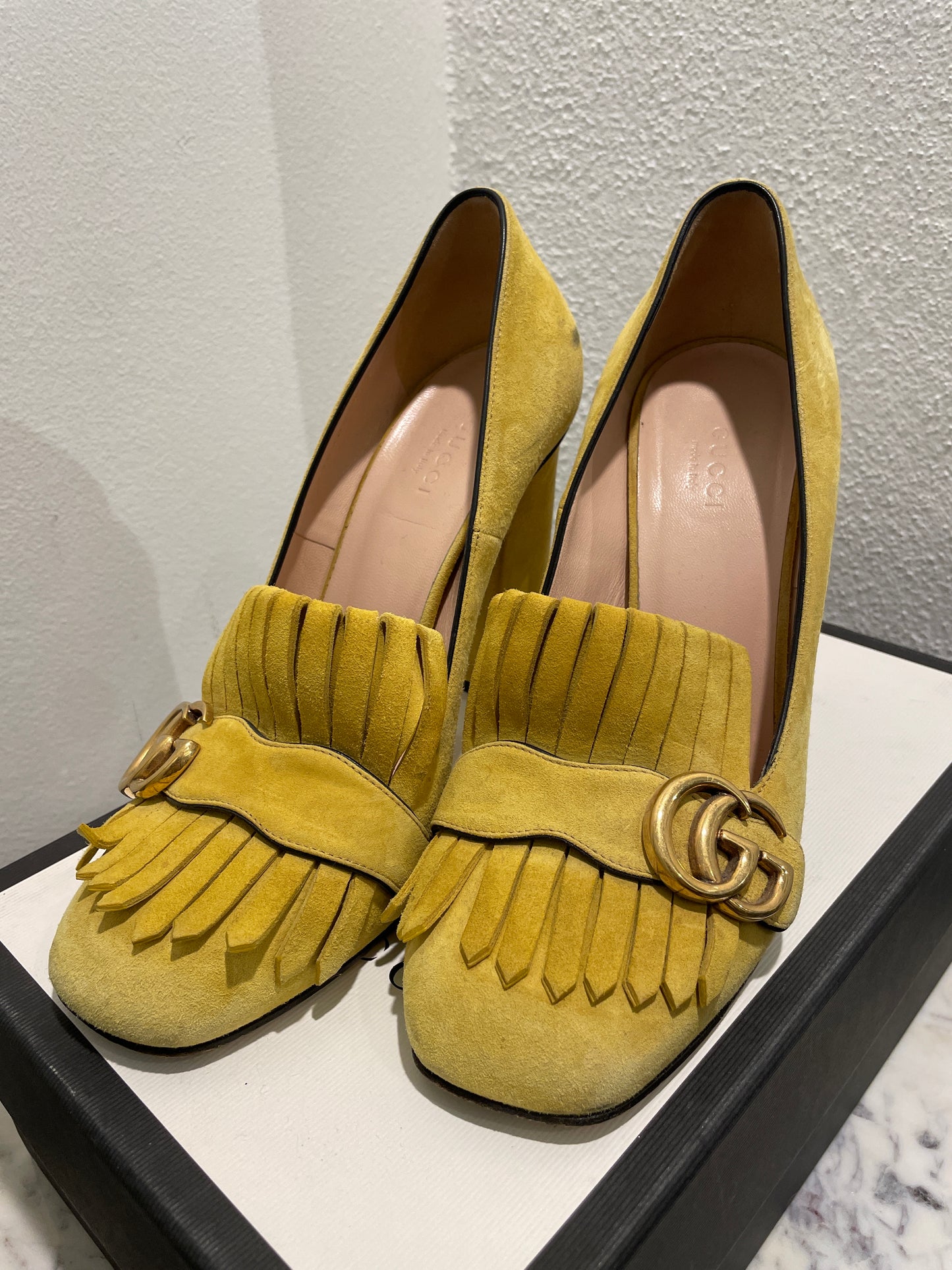 Gucci Marmont Fringe Suede Pumps – Size EU 39.5 / Yellow