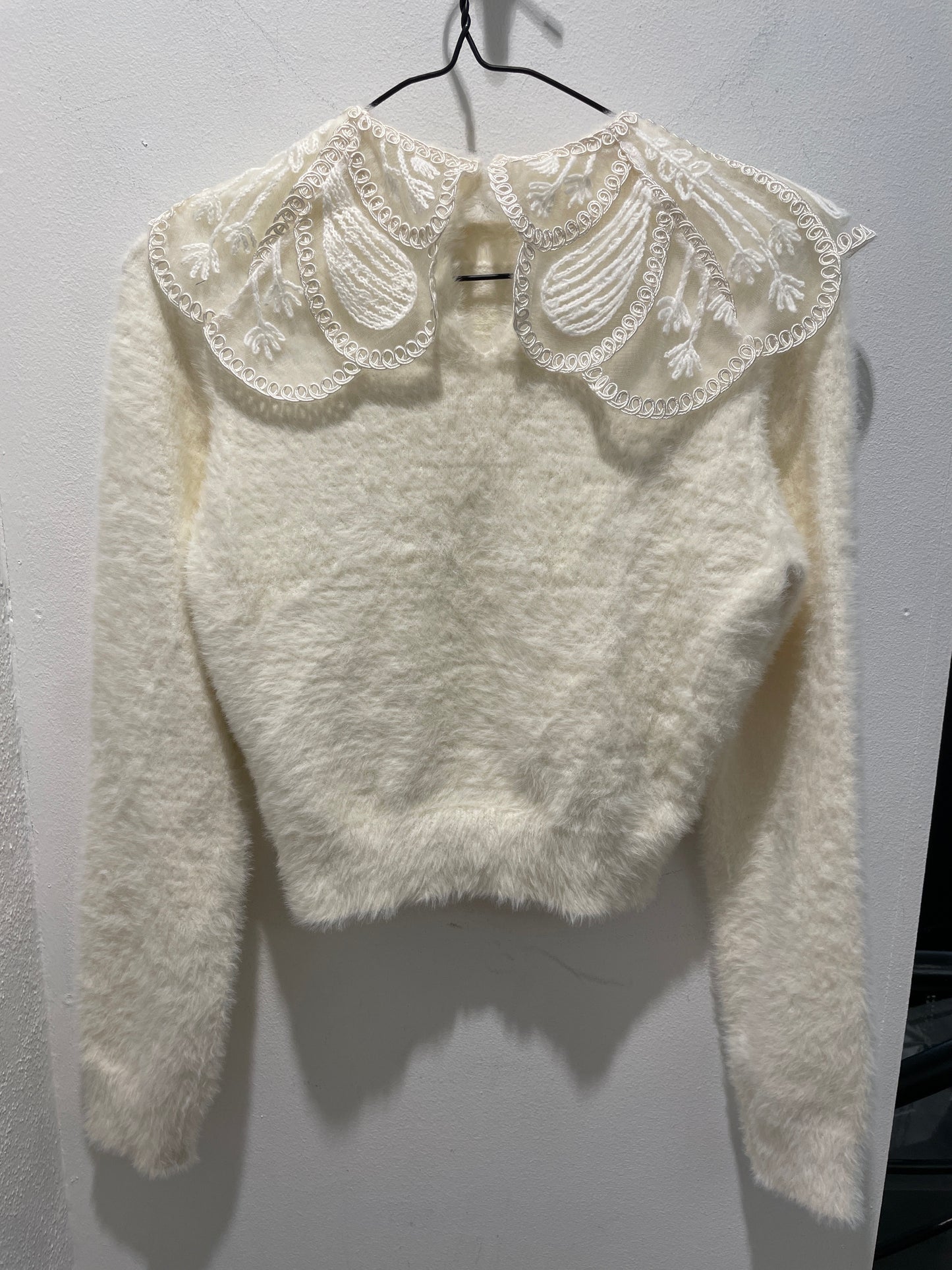 ROTATE Lace Collar Knit Sweater – Blanc De Blanc - XS
