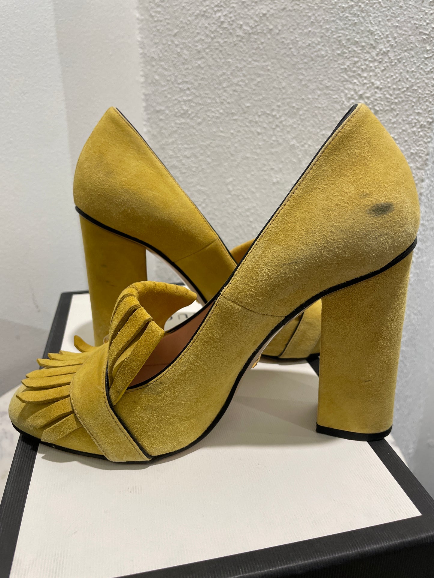 Gucci Marmont Fringe Suede Pumps – Size EU 39.5 / Yellow