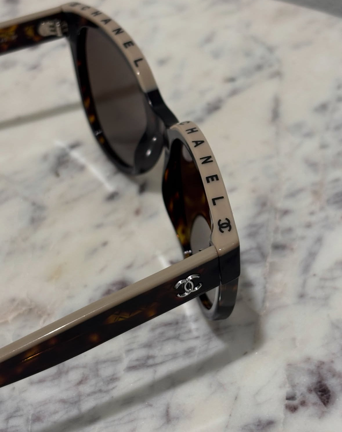 Chanel Sunglasses - Butterfly Model - Brown Tortoise