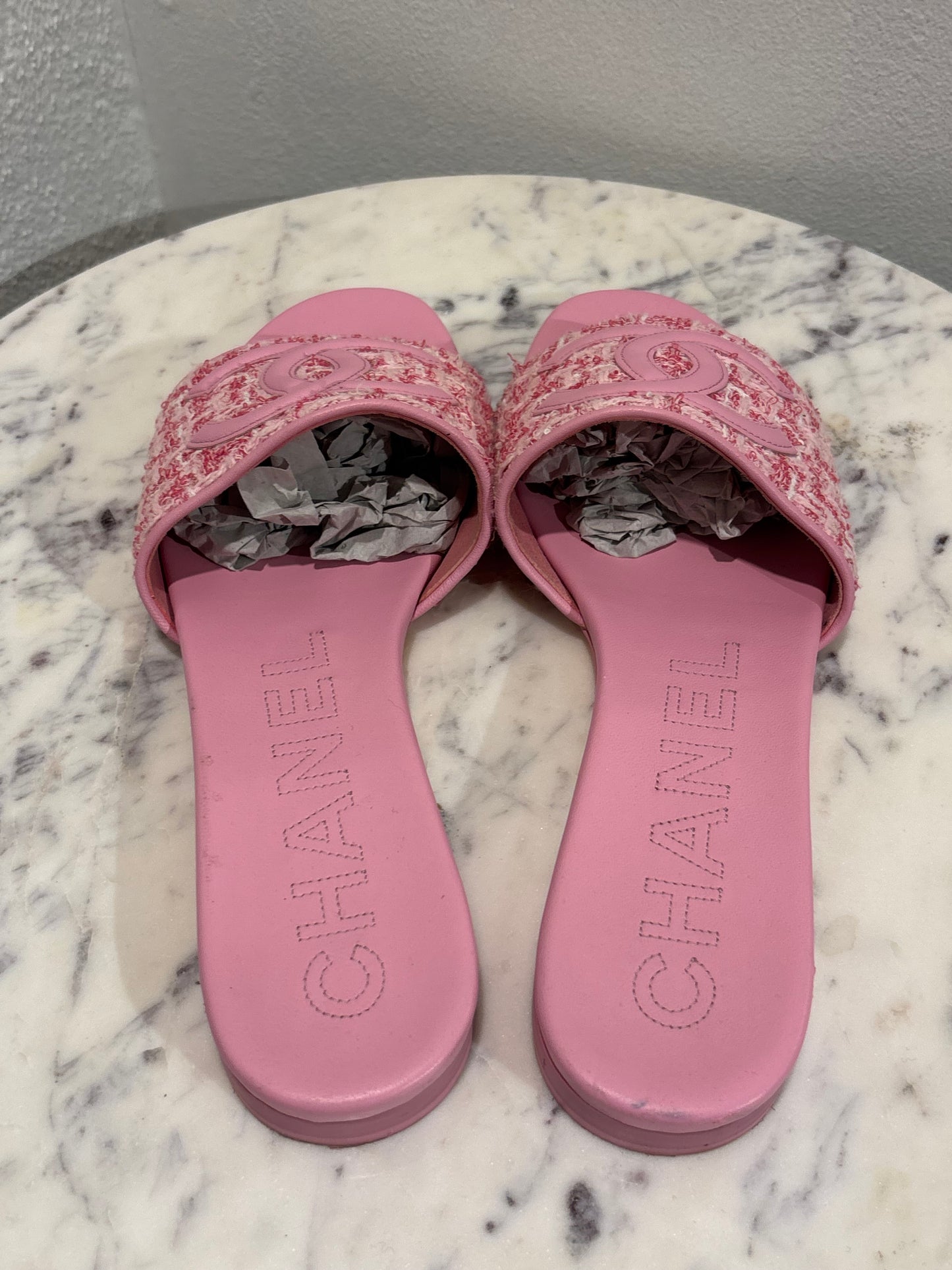 Chanel Sandals – Pink with Logos – EU 39C