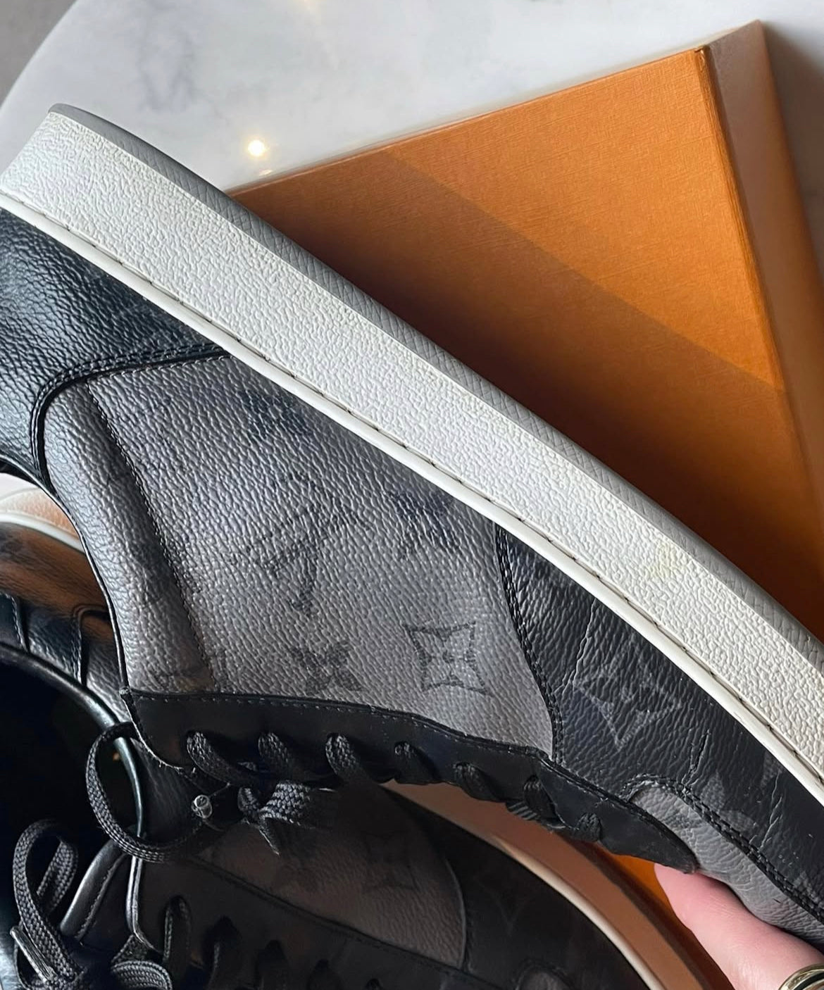 Louis Vuitton monogram sneaks - Herre - 43