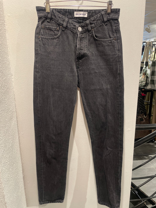 Balenciaga - Jeans - Black Denim - Medinas Wardrobe - 27"