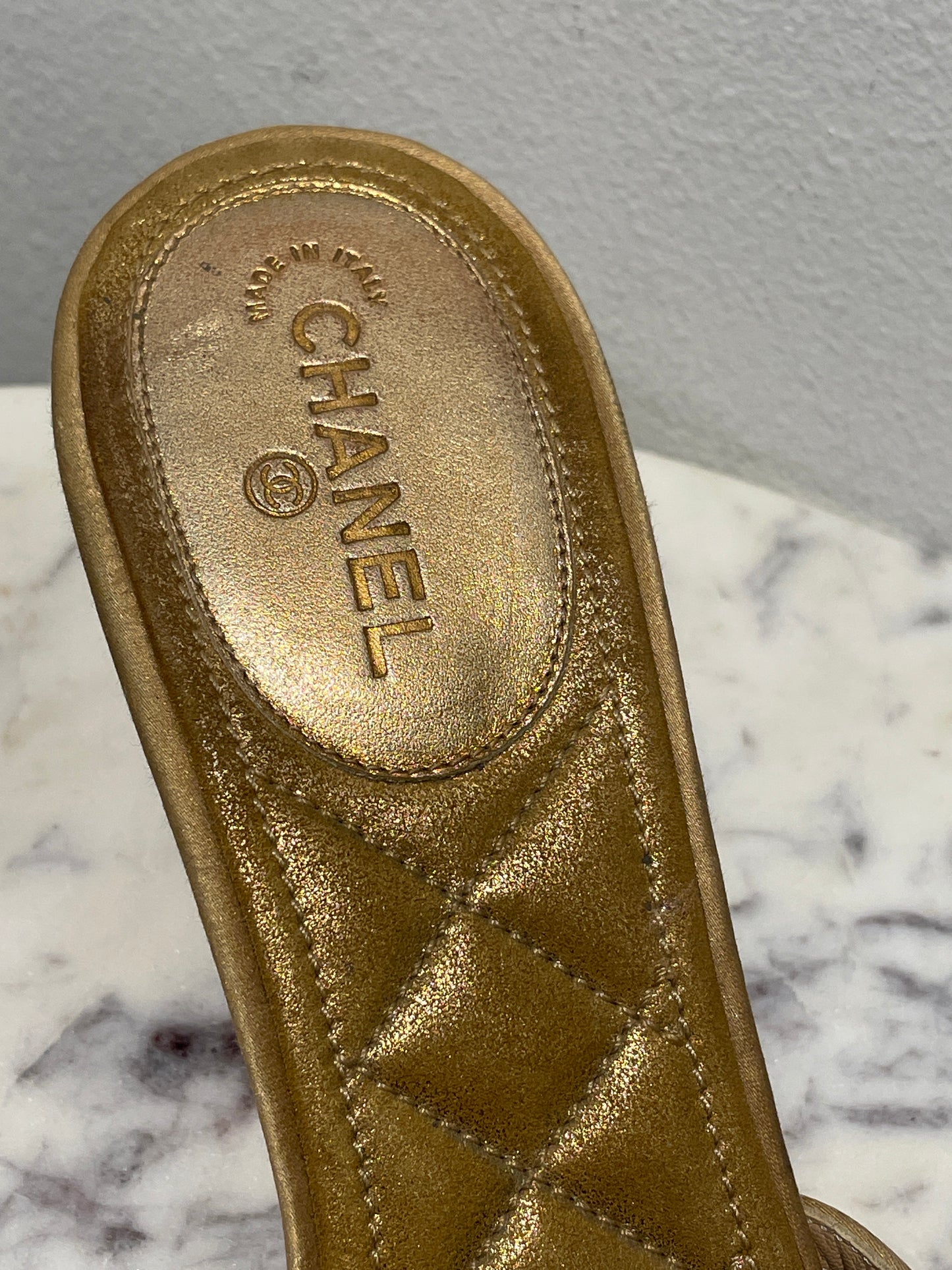 Chanel Metallic Gold Quilted Gripoix Kitten Mules – EU 38
