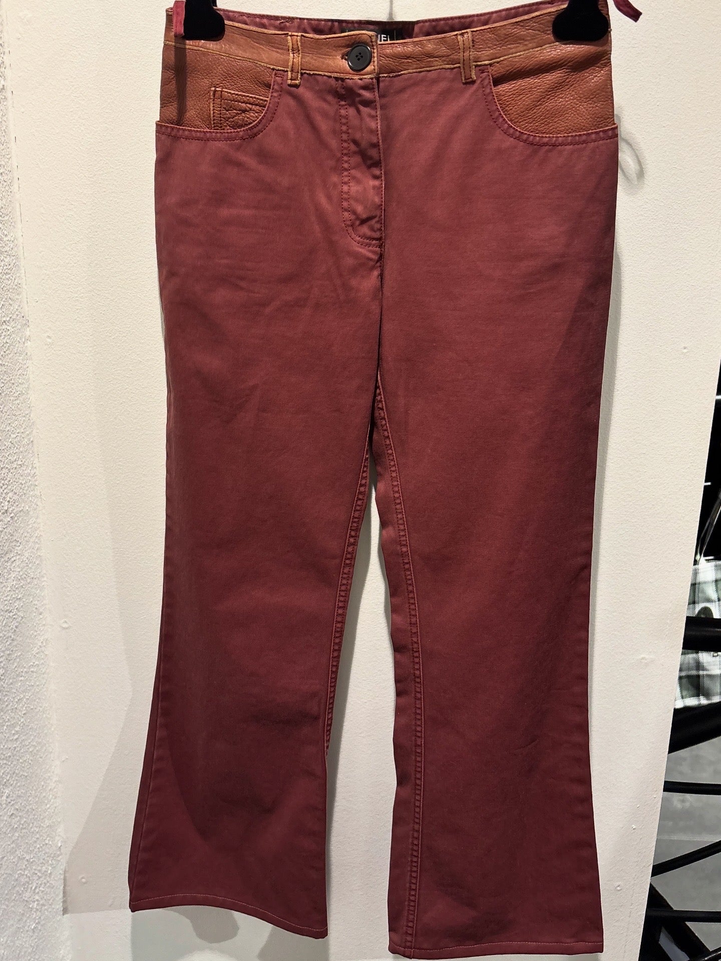 Chanel Jeans – Denim & Leather Trim in Bordeaux & Purple - EU 36