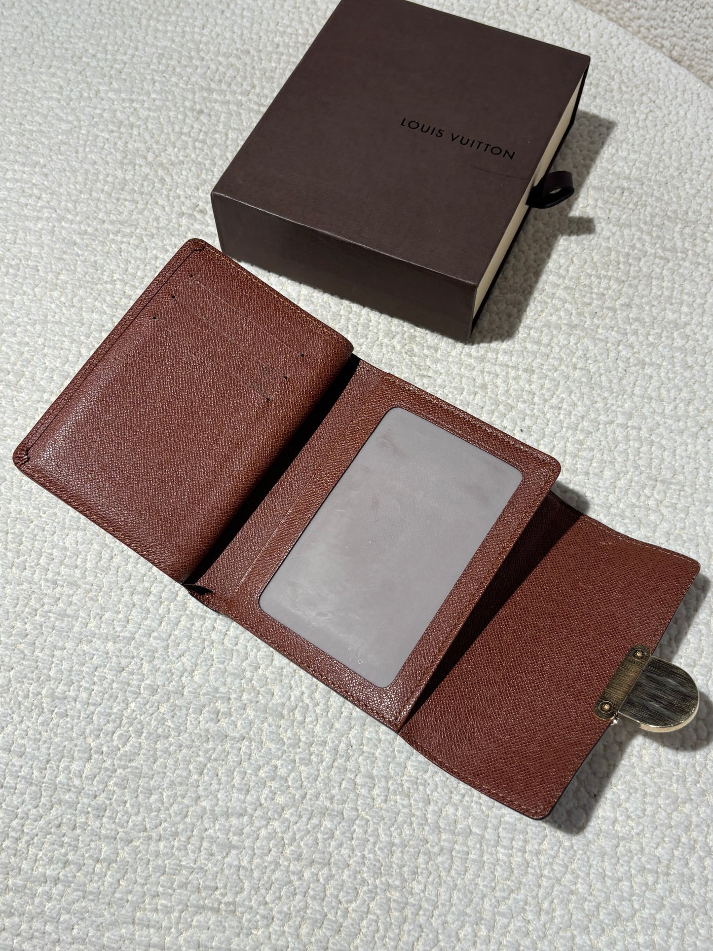 Louis Vuitton Wallet – Brown Leather with Gold Clasp