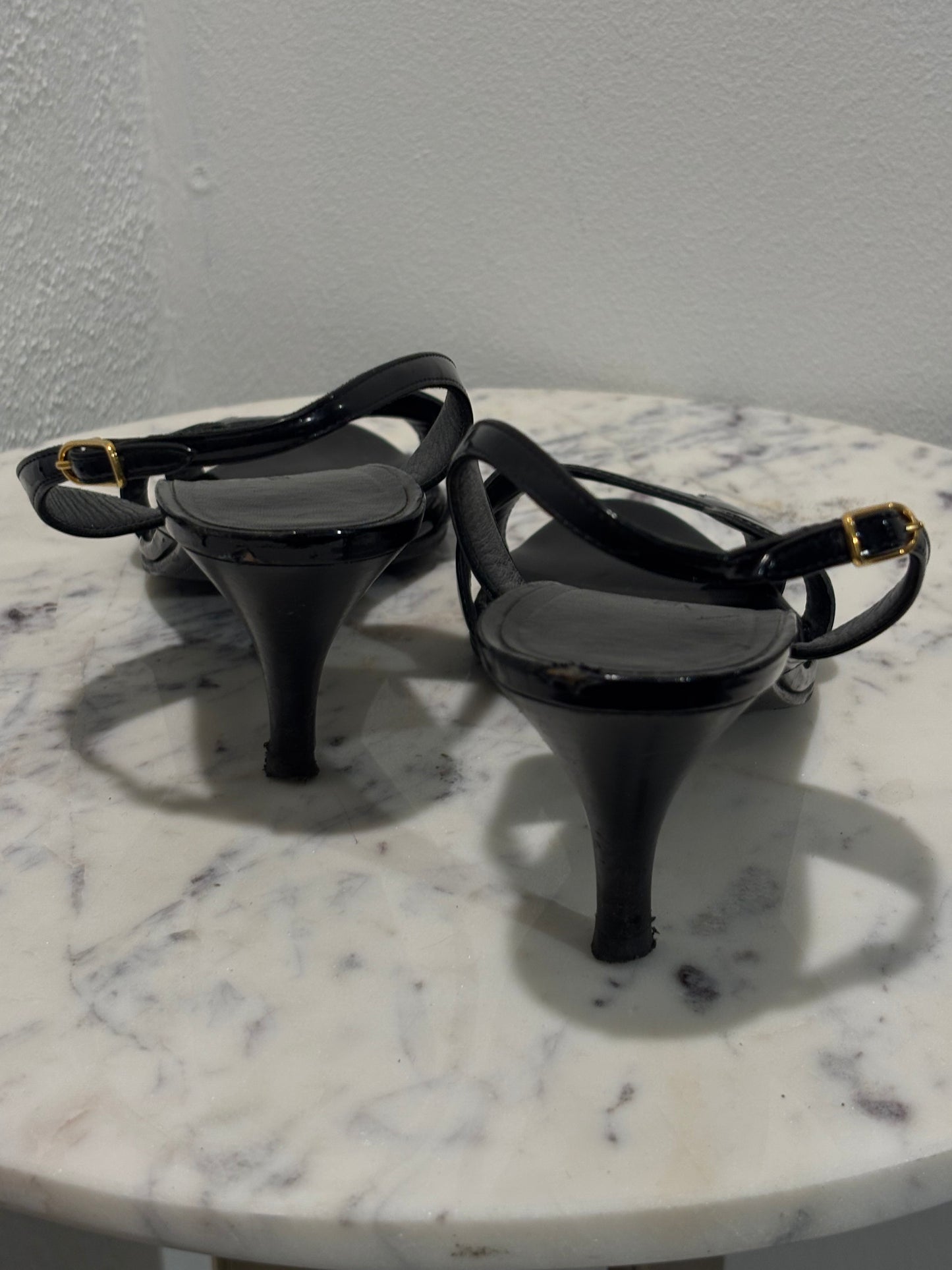 Hermès - Night 70 sandal - patent leather - 38 - Medinas Wardrobe