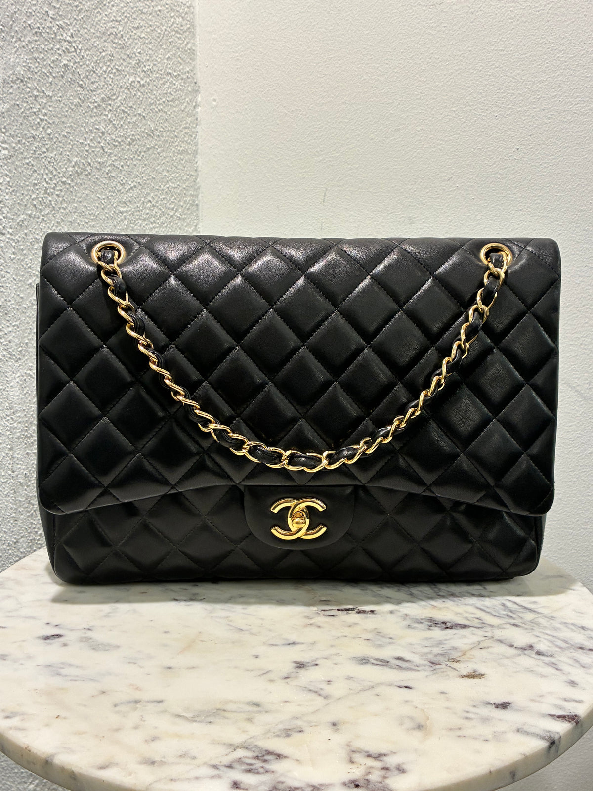Chanel Jumbo Classic Single Flap – Black Lambskin & Gold Hardware