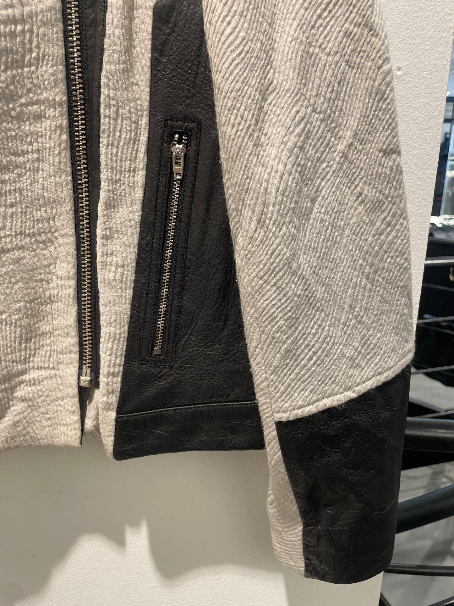 Helmut Lang Jacket – Light Grey & Black Leather - M
