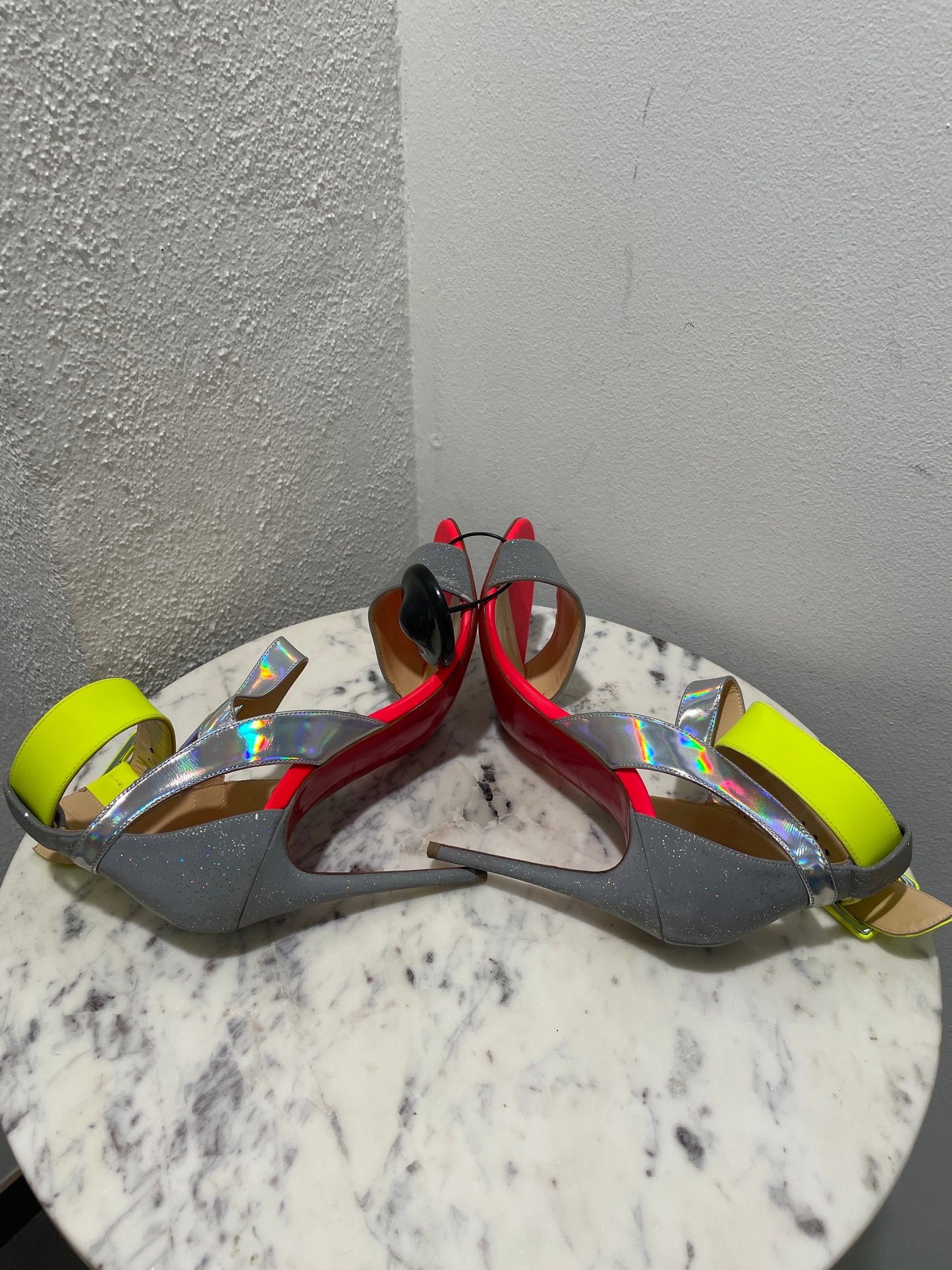 Turn Heads: Christian Louboutin Multipot 100 Sandals - 38