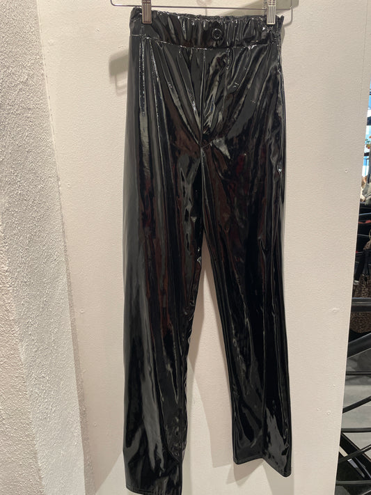 Pretty Little Thing - Pants - Black lacquer - Medinas Wardrobe - EU34