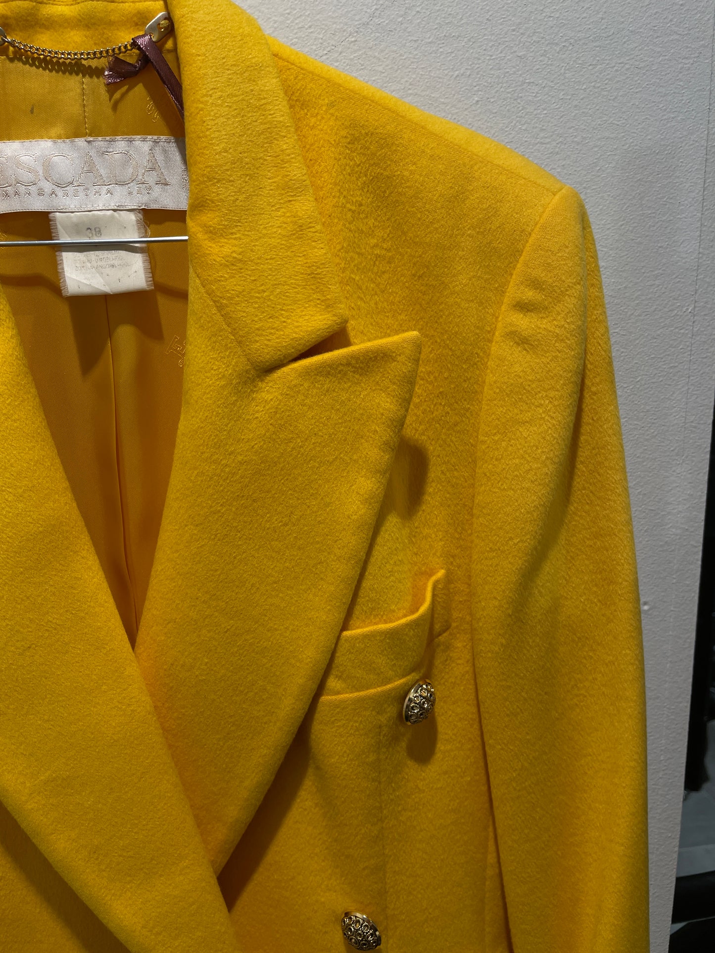 Escada cashmere vintage blazer - M/L