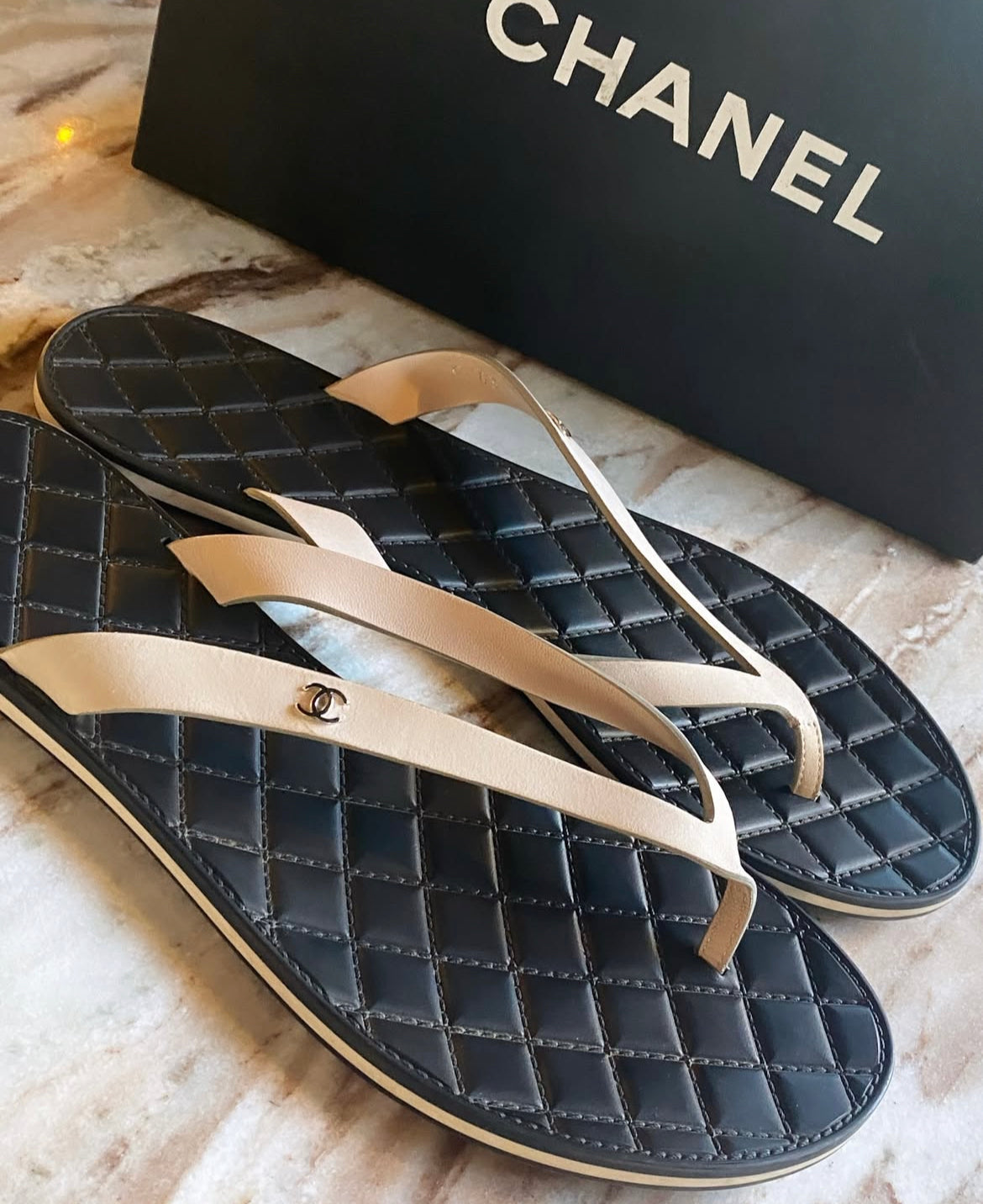 Chanel - Klipklapper - Str. 40,5