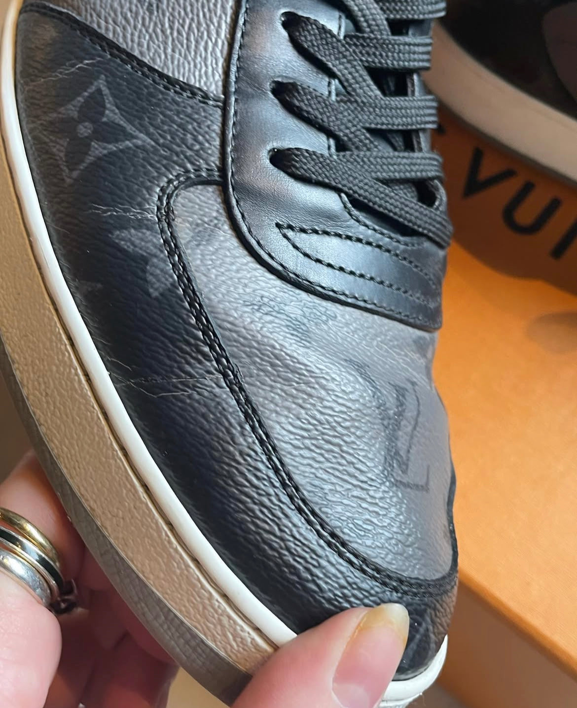 Louis Vuitton monogram sneaks - Herre - 43