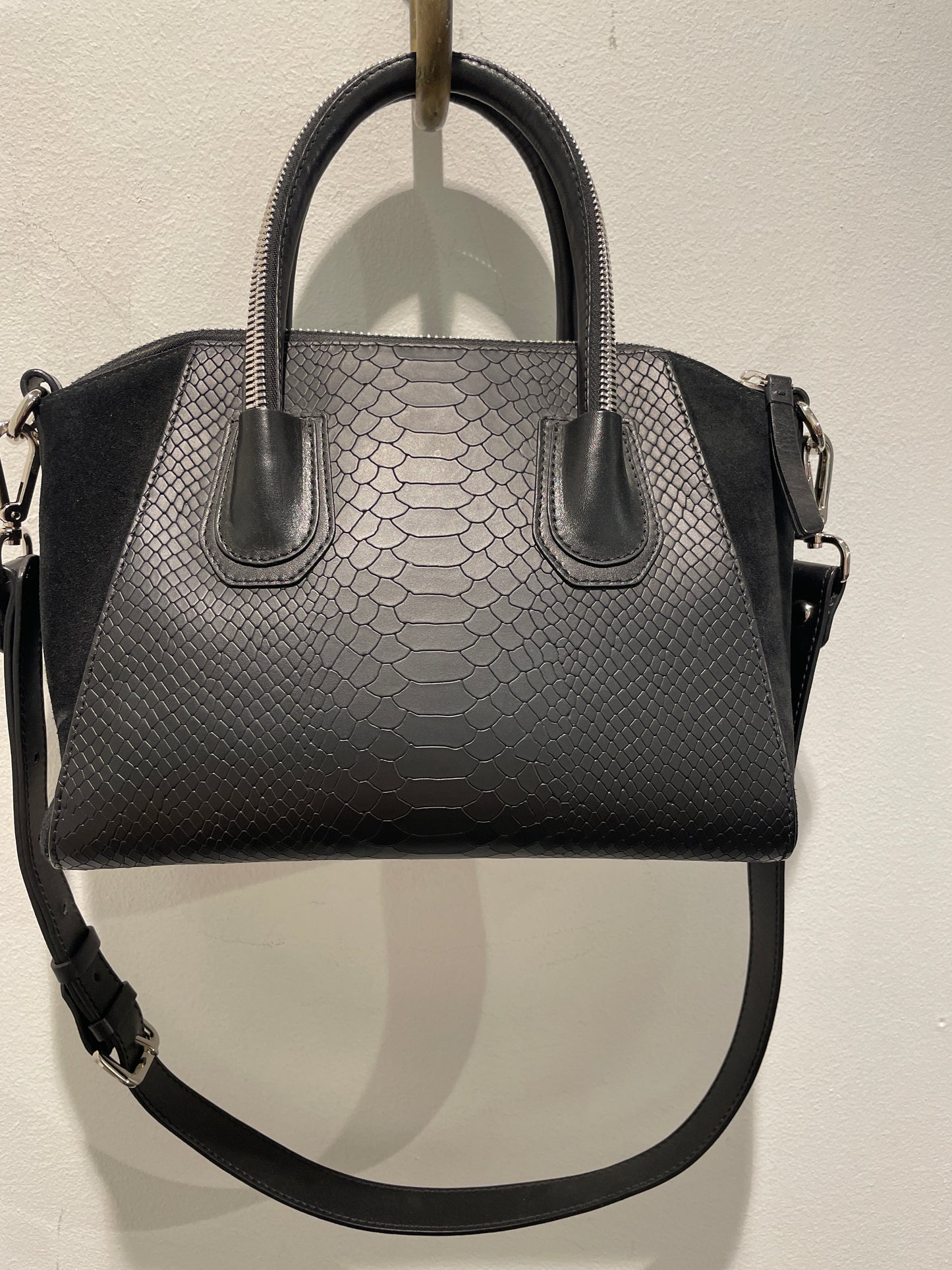 Leowulff - Boa Black SIlverbag