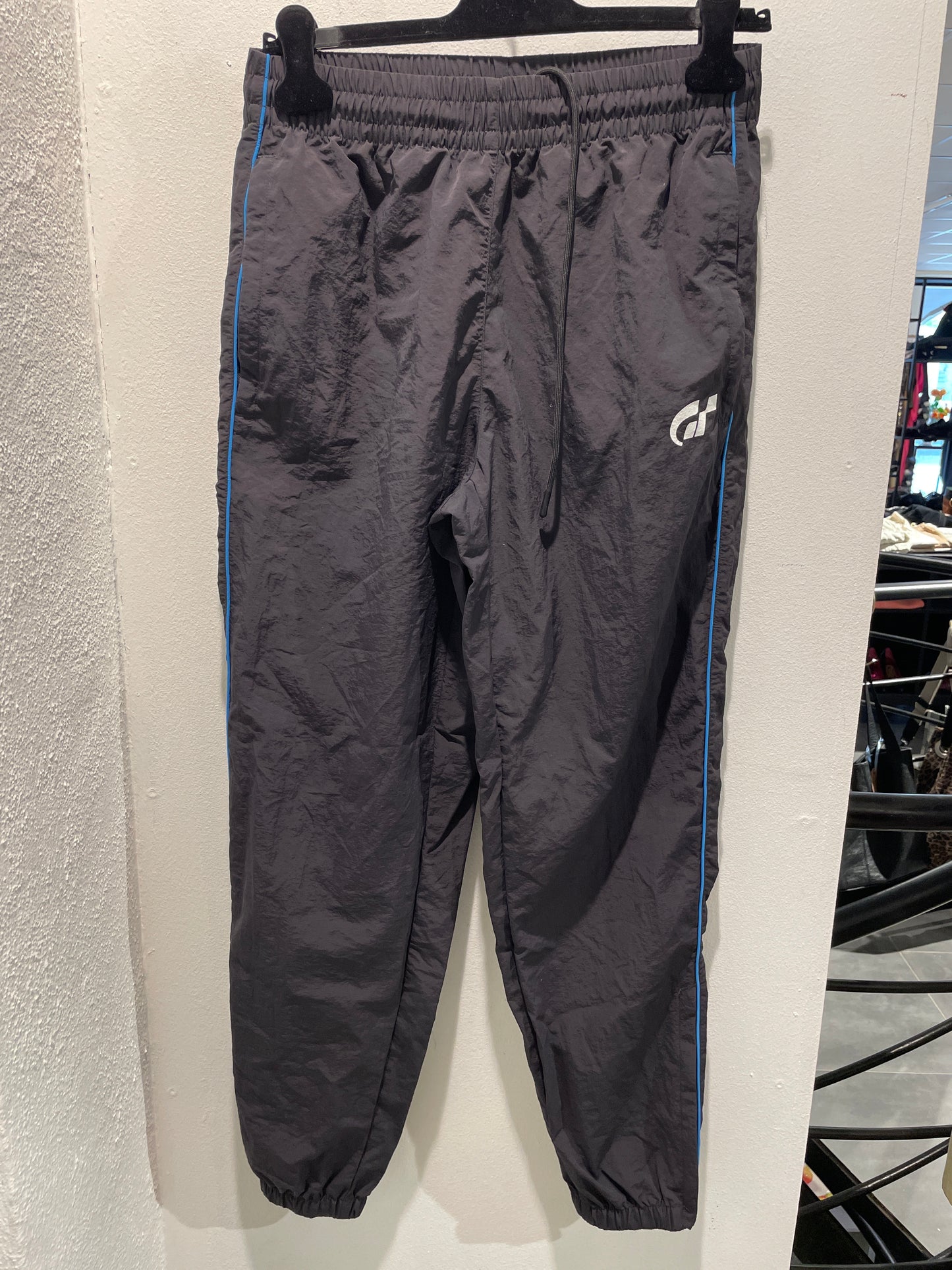 Bareen - Trackpants - Black w. blue - Medinas Wardrobe - M