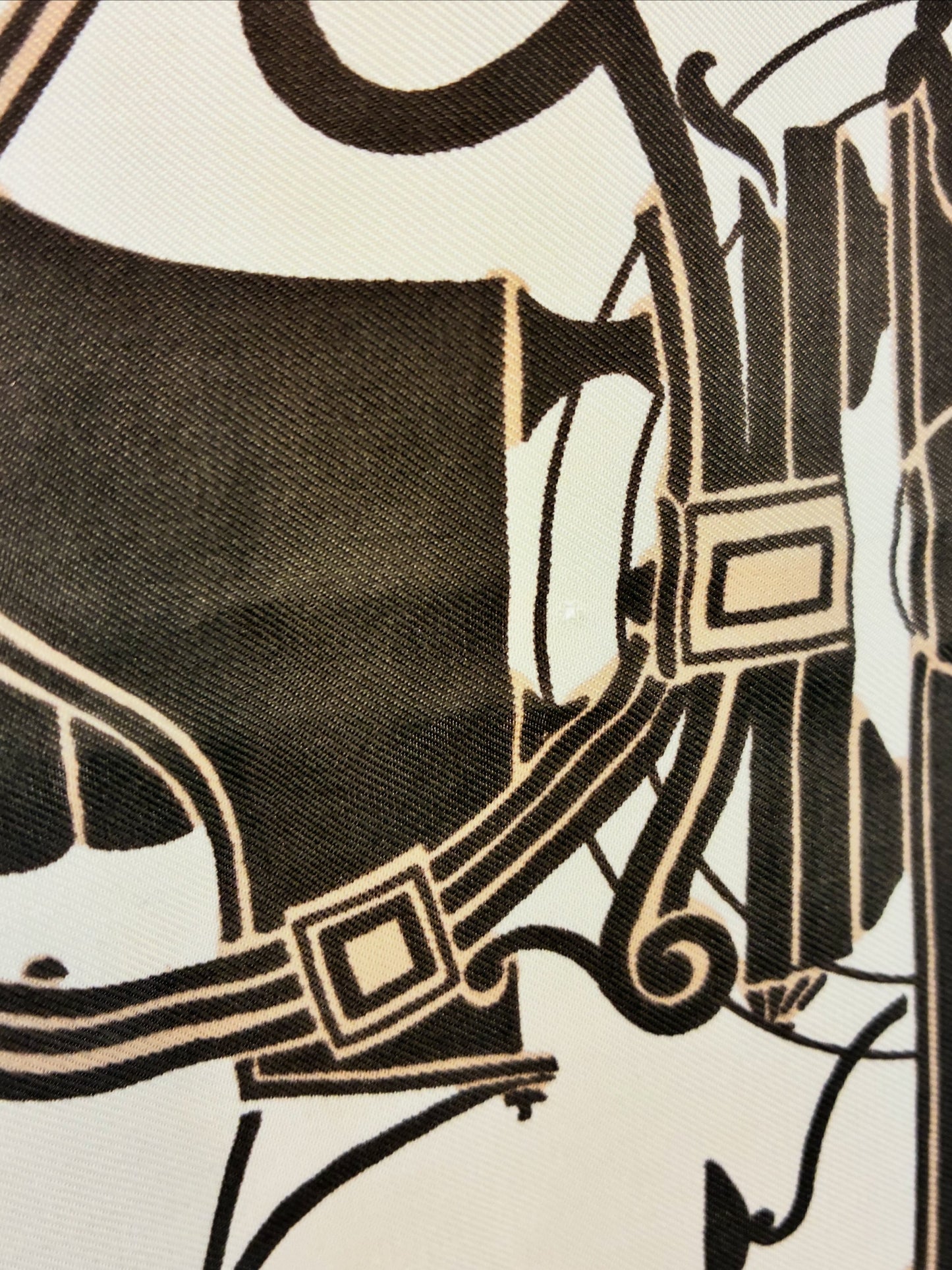 Hermès Silk Scarf – Beige & Brown