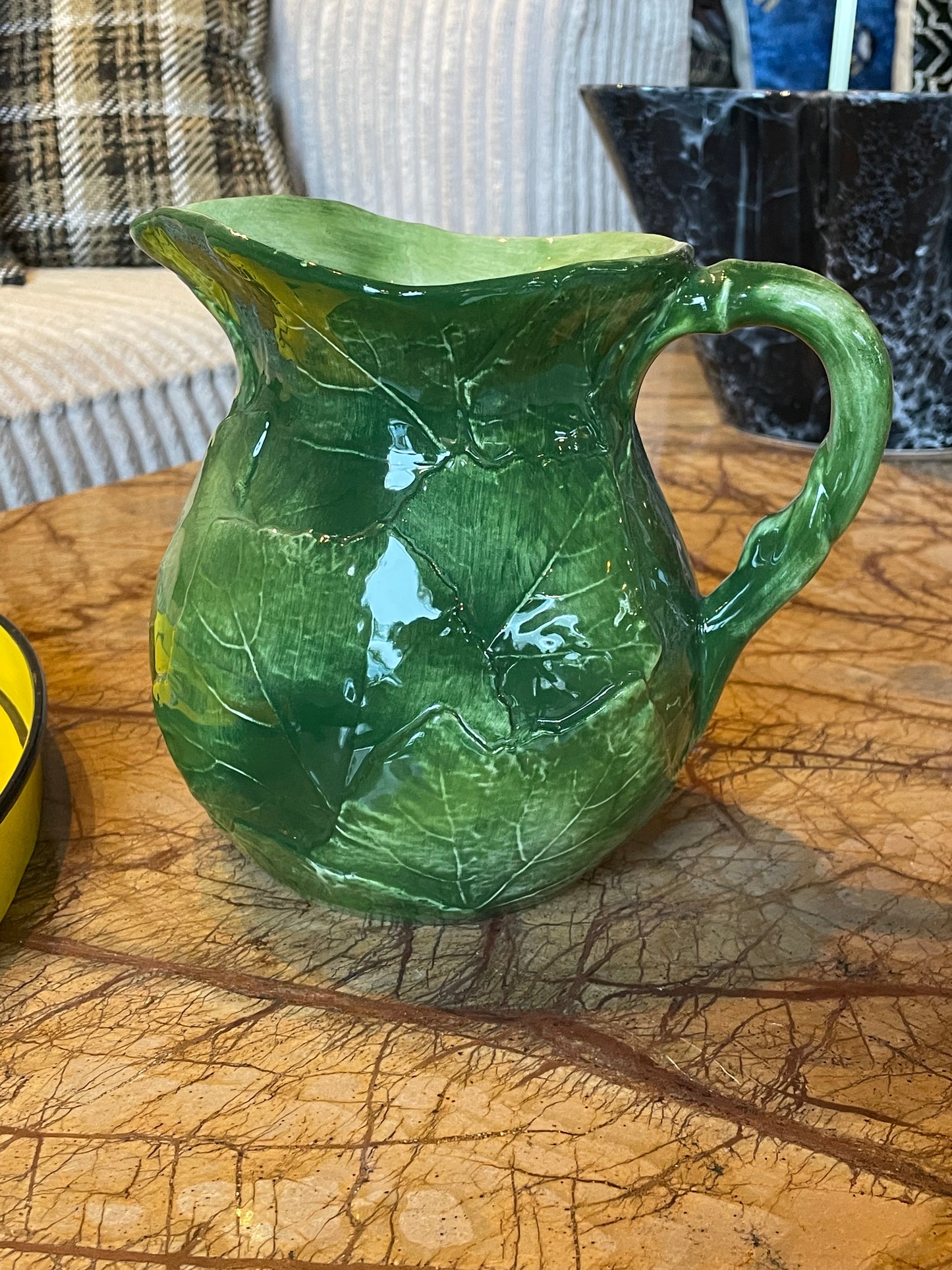Kande af vinblade- Italiensk porcelæn