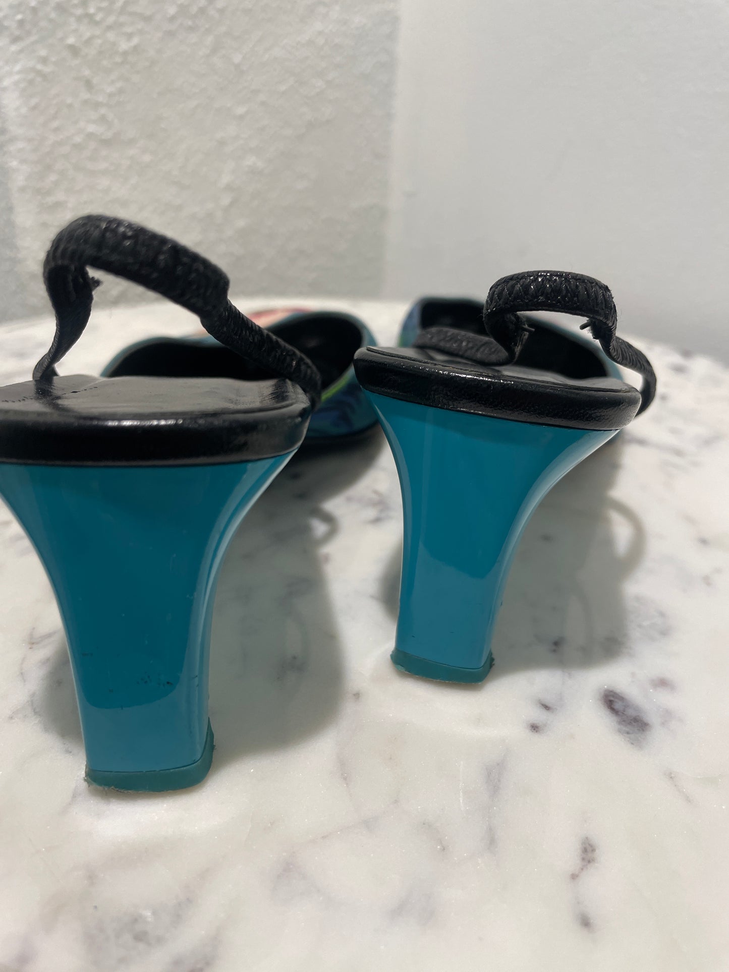 Gucci Vintage Floral Print Ribbed Slingback Mules - 38