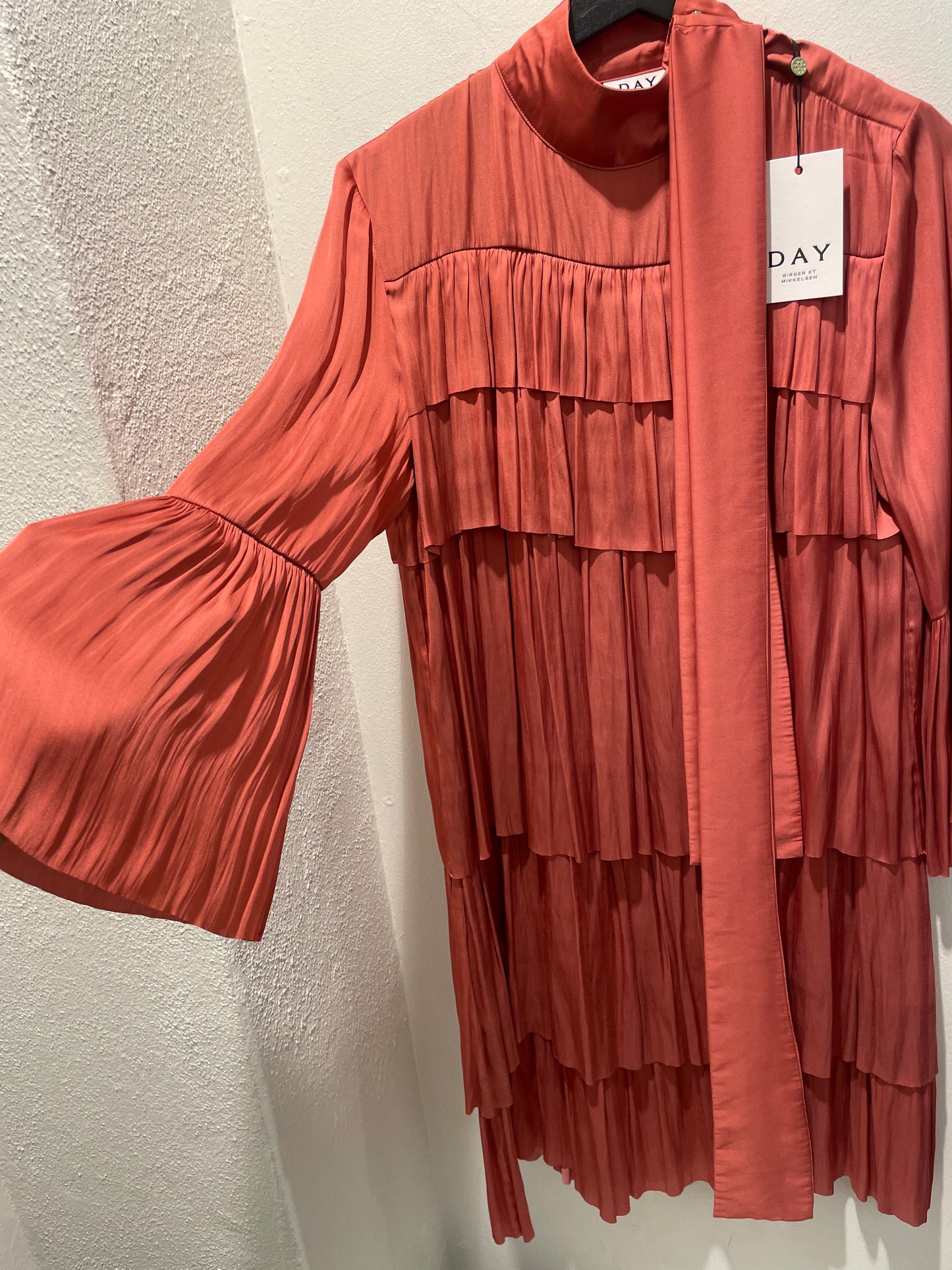 DAY - Tiered Pleated Tie-Neck Dress – New With Tags - EU38