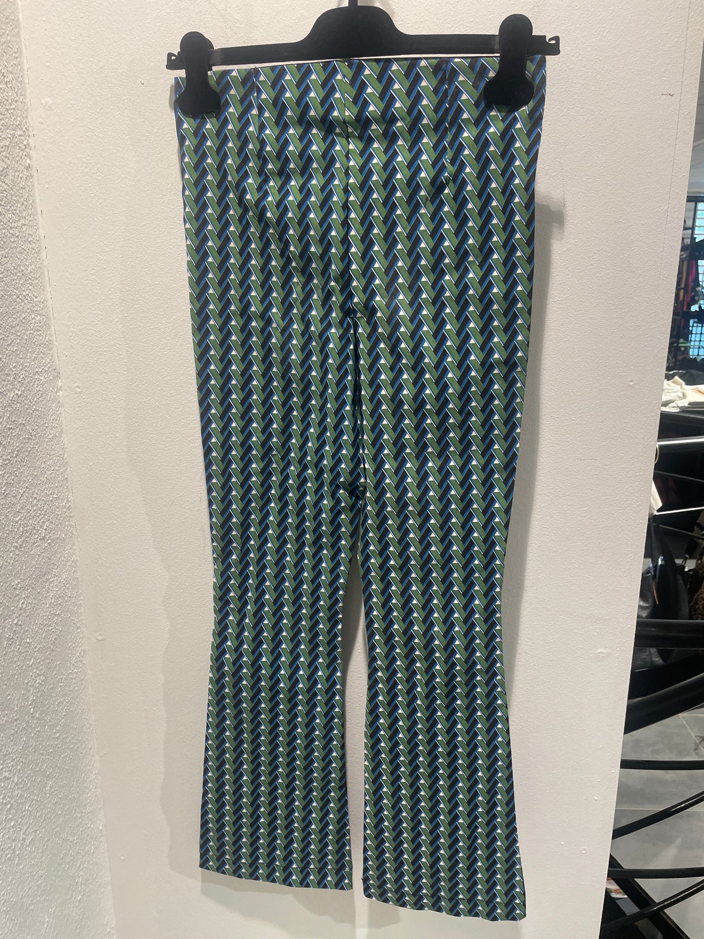 Zara - Stretchy Green "V" Pants - S - Medinas Wardrobe