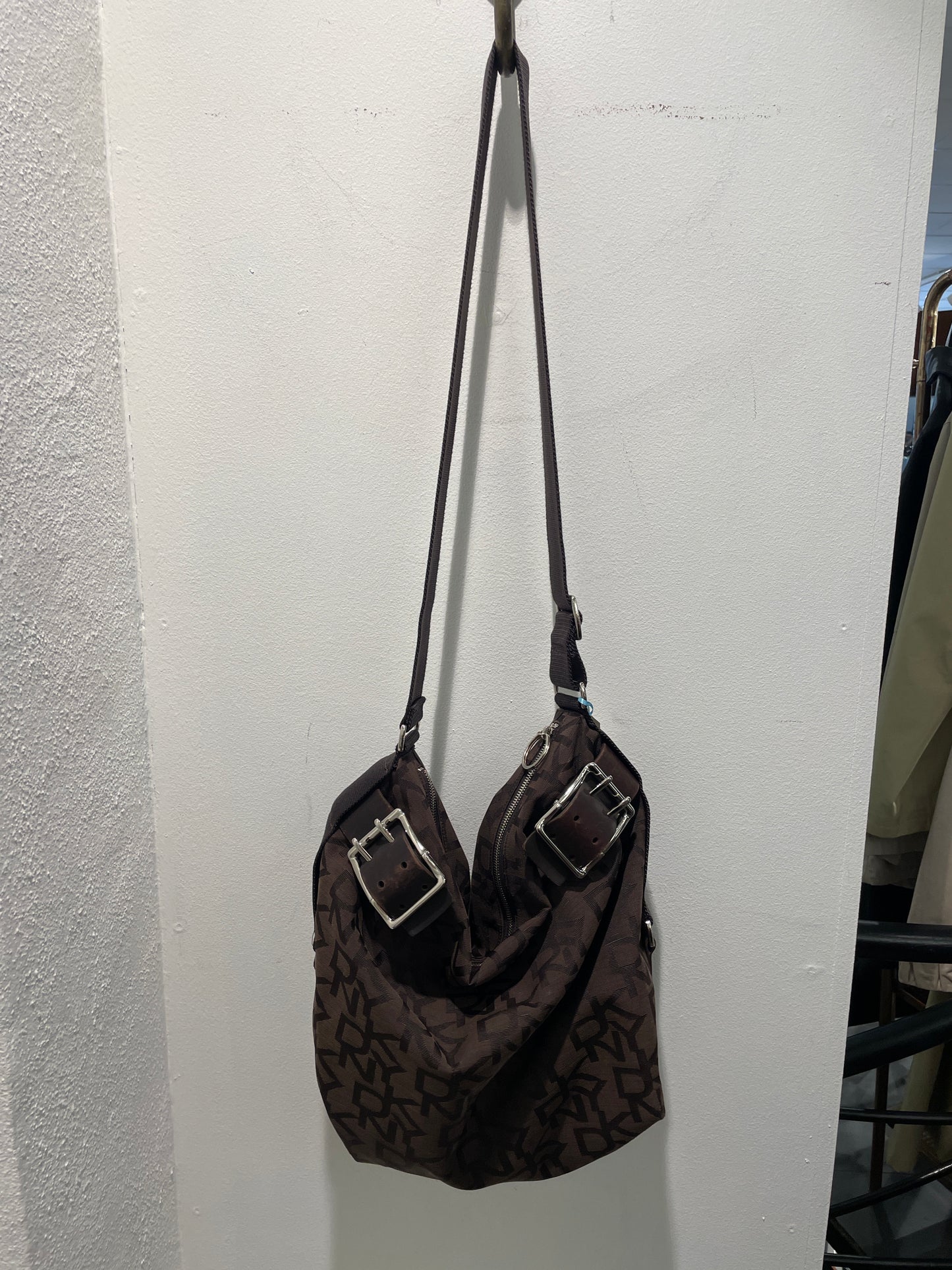 Donna Karan New York Monogram Hobo Tote Bag - 48 x 36 x 18 cm