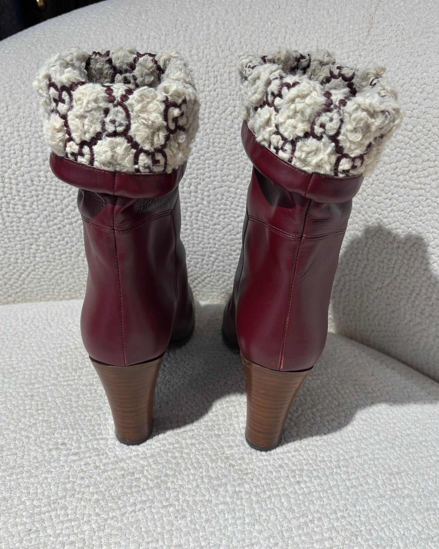 Gucci Boots – Bordeaux Leather & Faux Fur Monogram – EU 41
