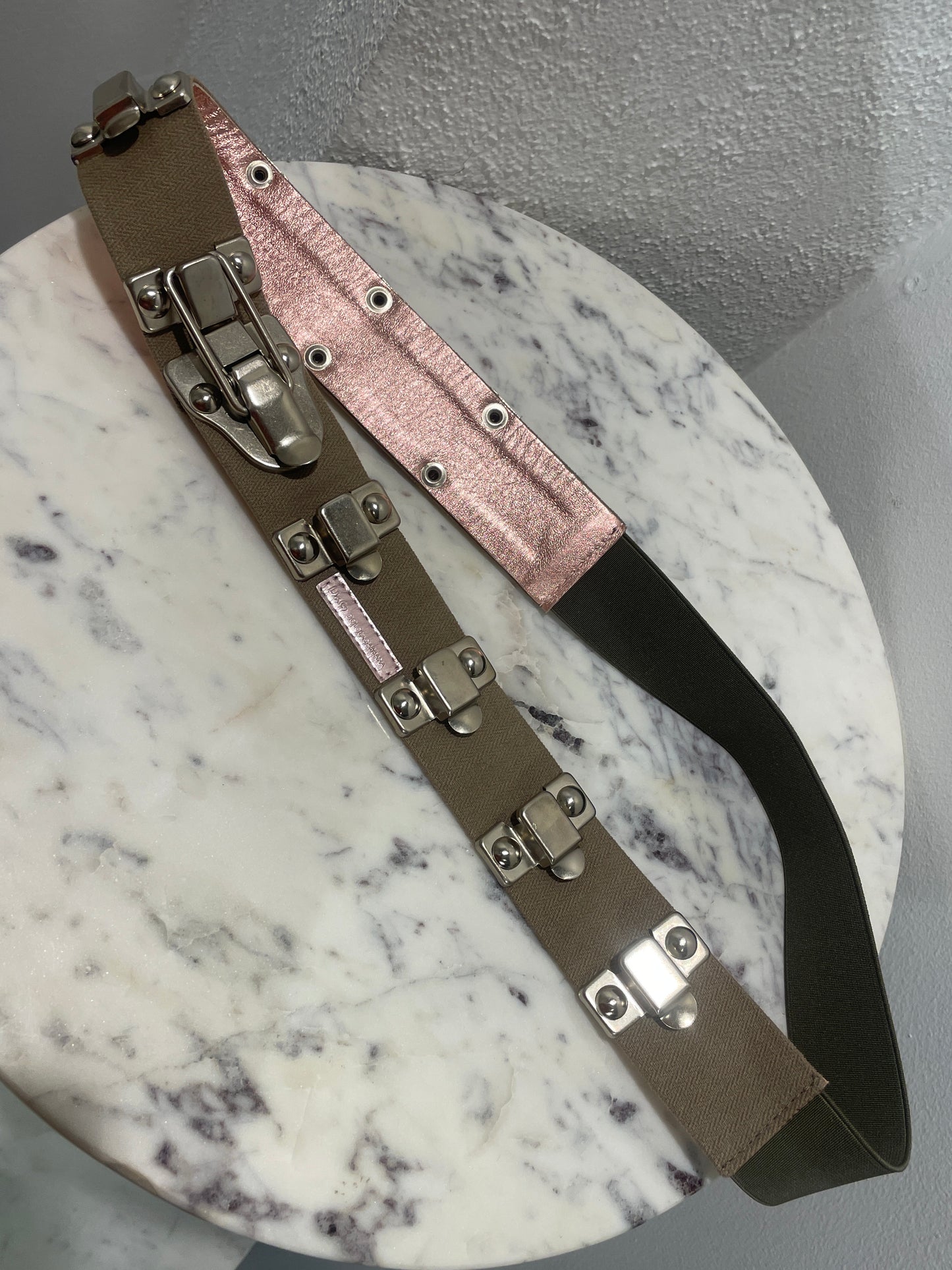 Dolce & Gabbana – Archive Y2K Studded Leather Stretch Belt (Early 2000s) - +90 cm