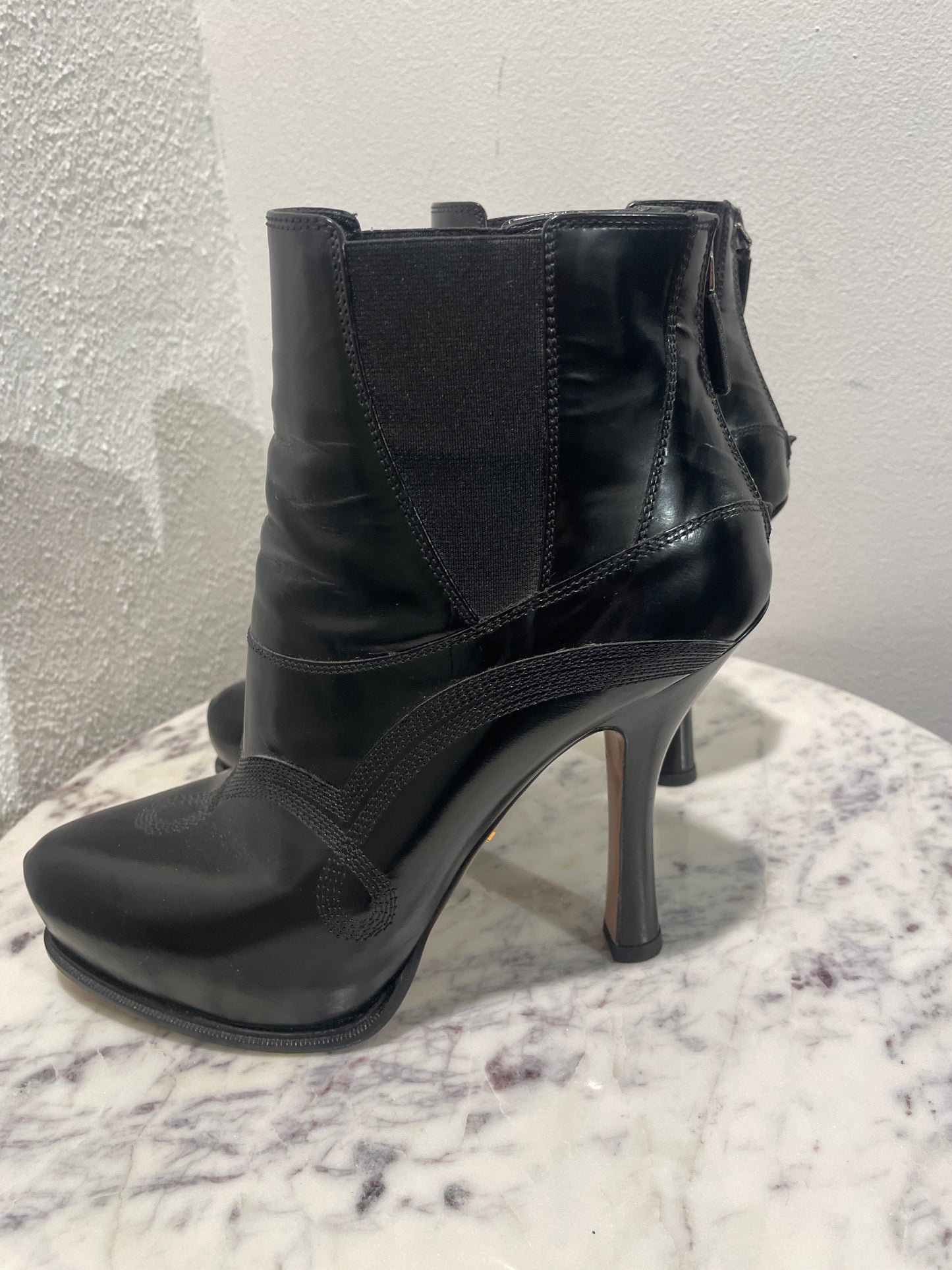 Vintage Prada Black Patent Leather & Elastic Wedge Boots / Booties - 39,5