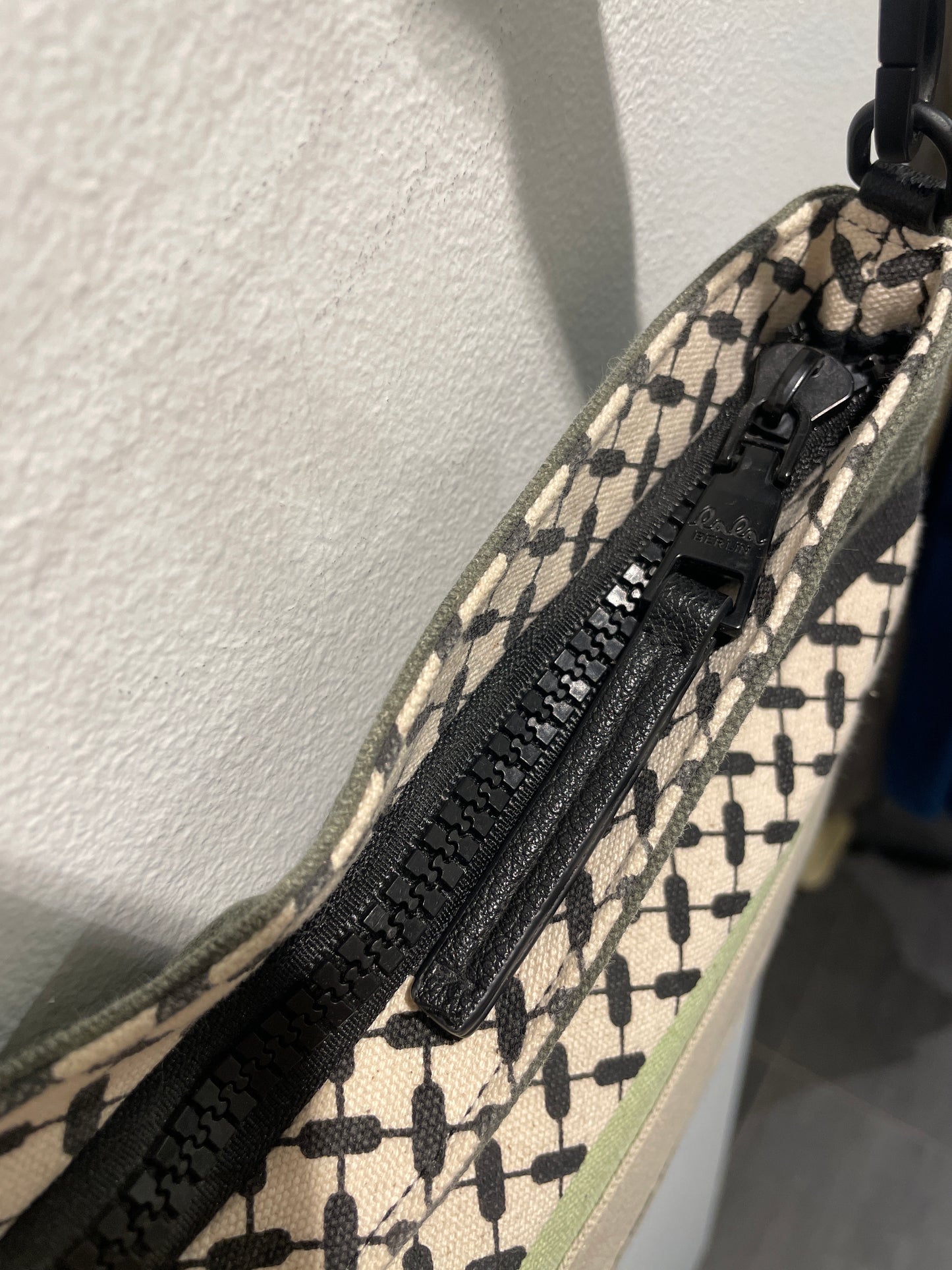 LaLa Berlin crossbody