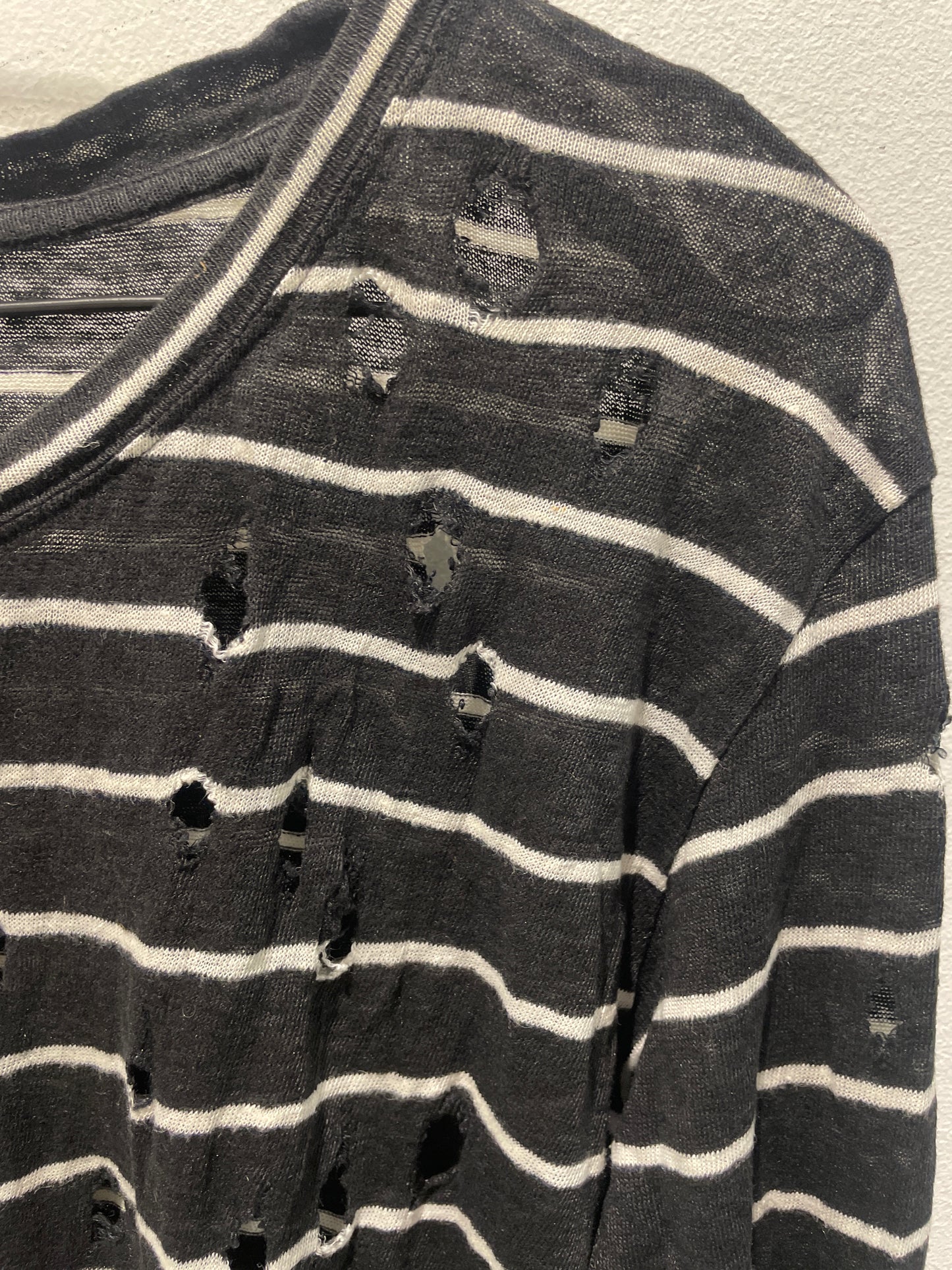 IRO - Knit - vintage look - Black w. white stripes - Medina’s Wardrobe - M