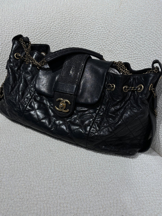 Chanel Stingray Bindi CC Accordion Tote – Black Calfskin & Gold Hardware