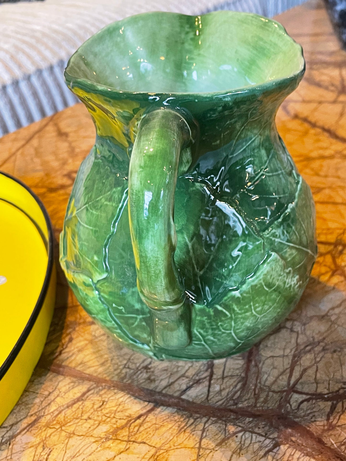 Kande af vinblade- Italiensk porcelæn