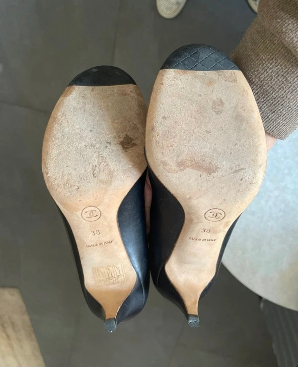 Chanel - Cambon heels med elastisk fod og CC logo